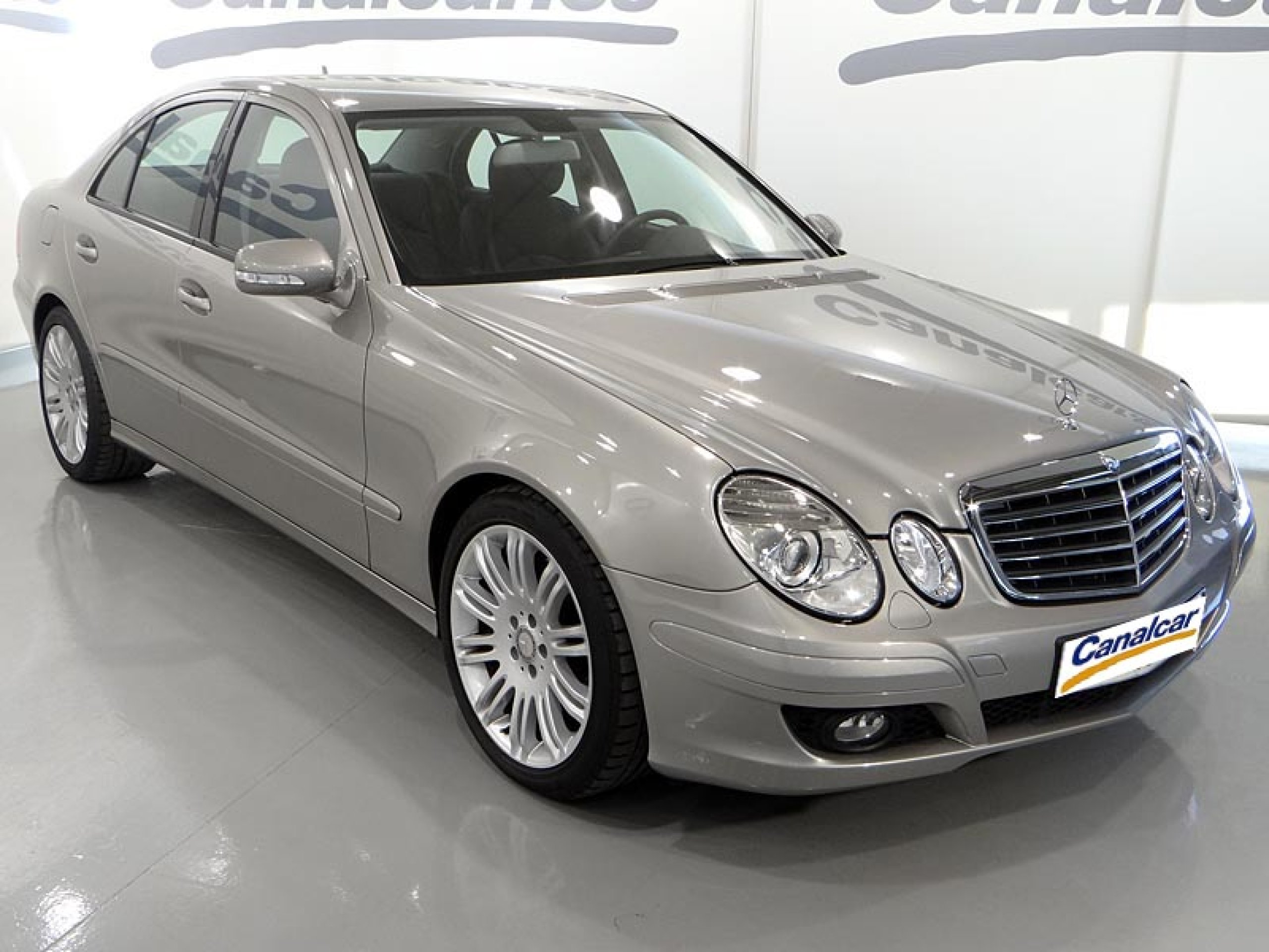 Foto Mercedes-Benz E 220 4