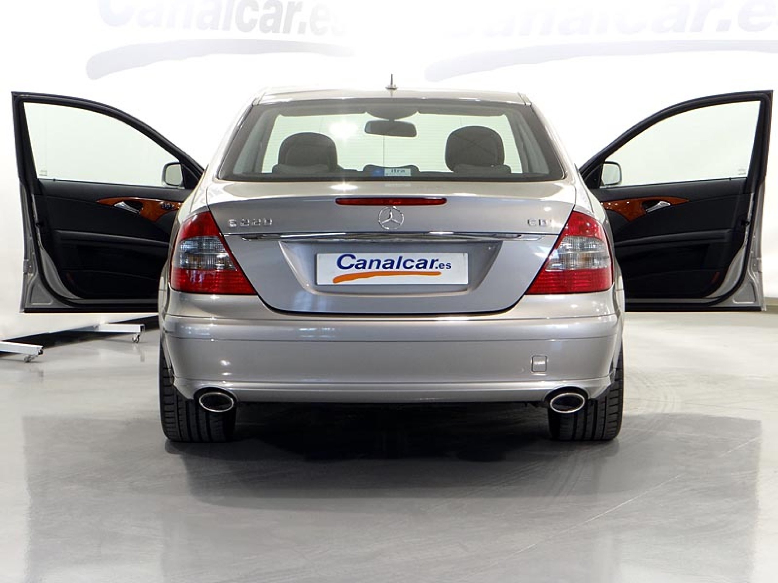 Foto Mercedes-Benz E 220 7