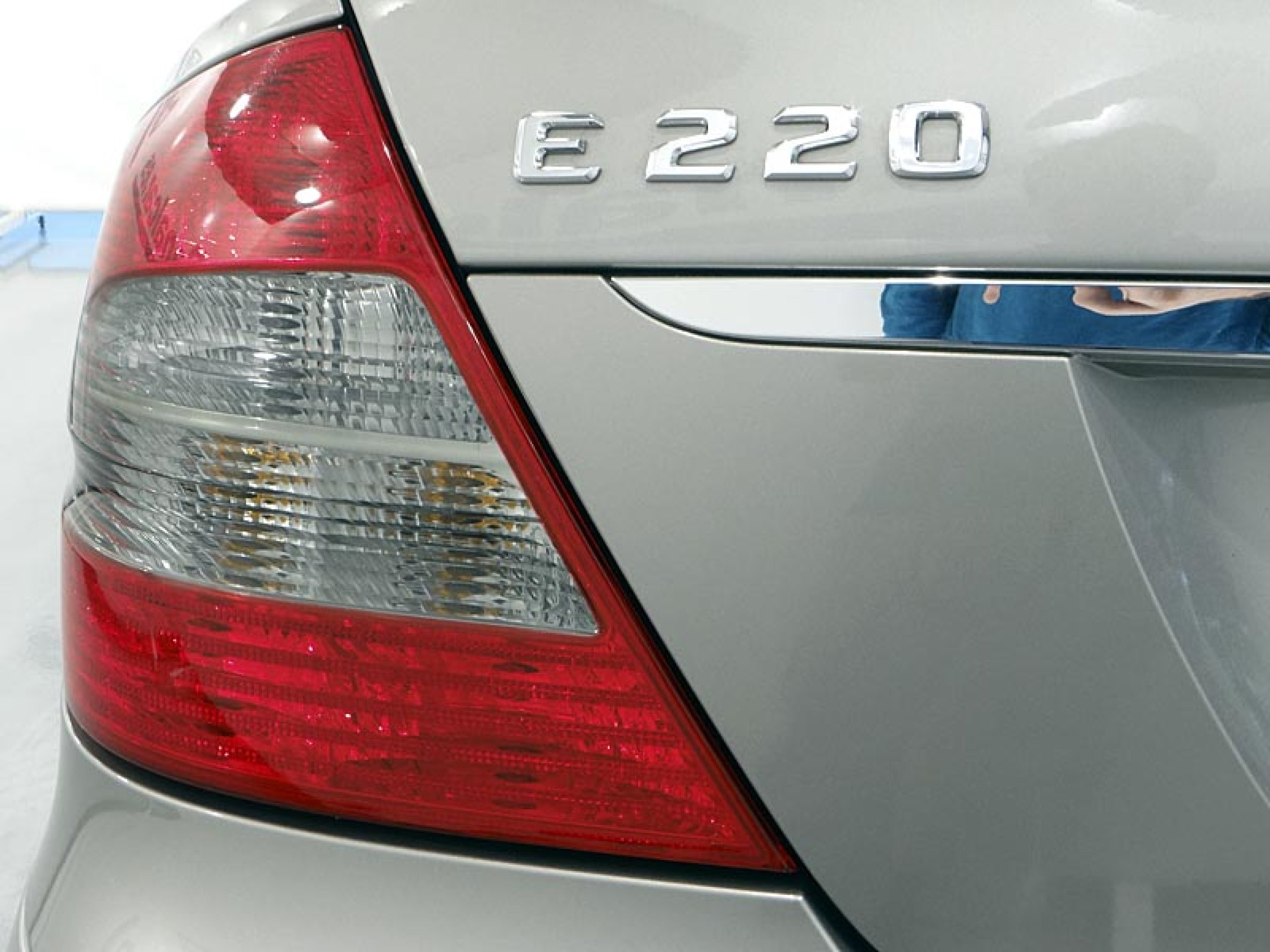 Foto Mercedes-Benz E 220 16