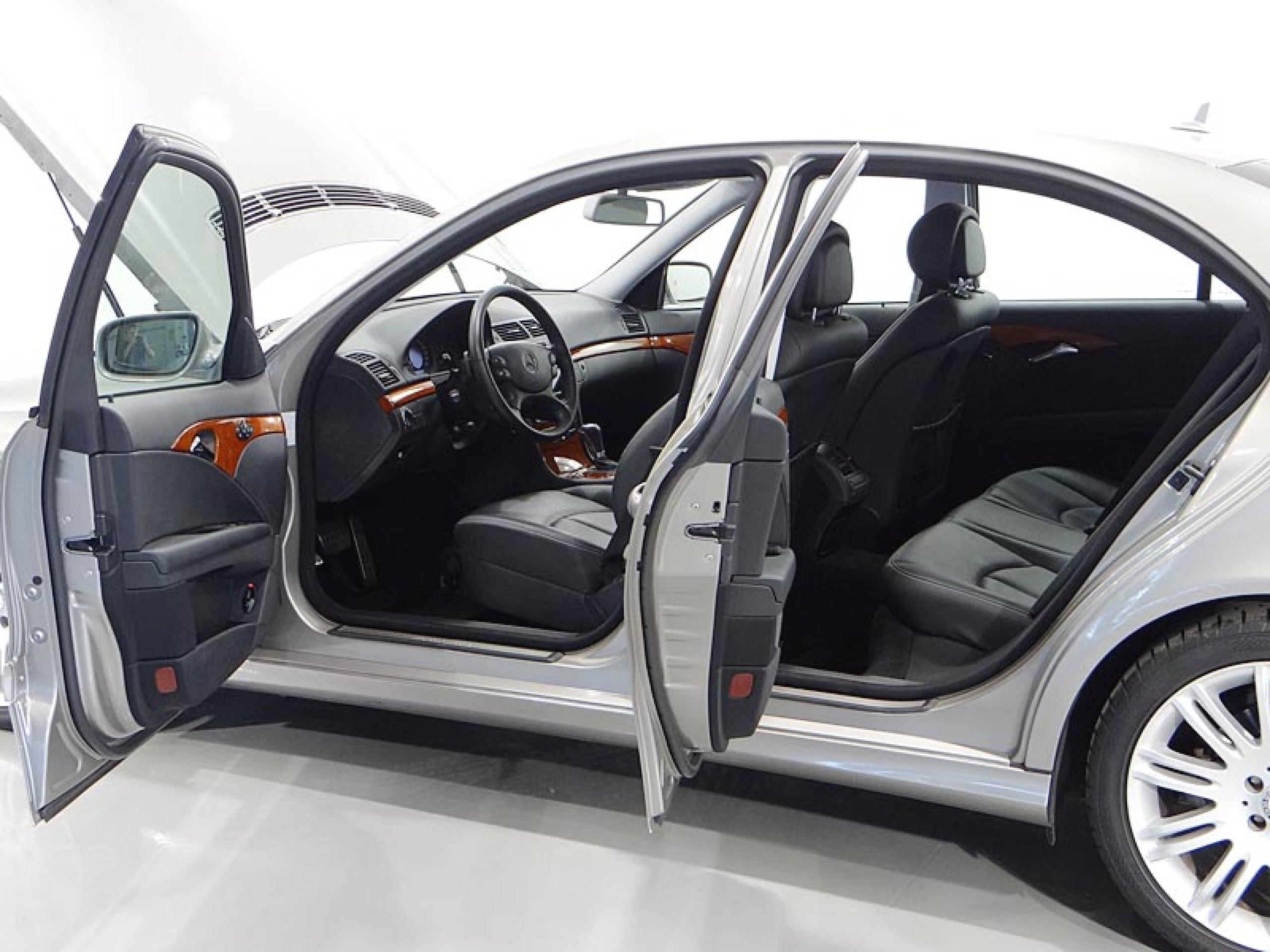 Foto Mercedes-Benz E 220 19