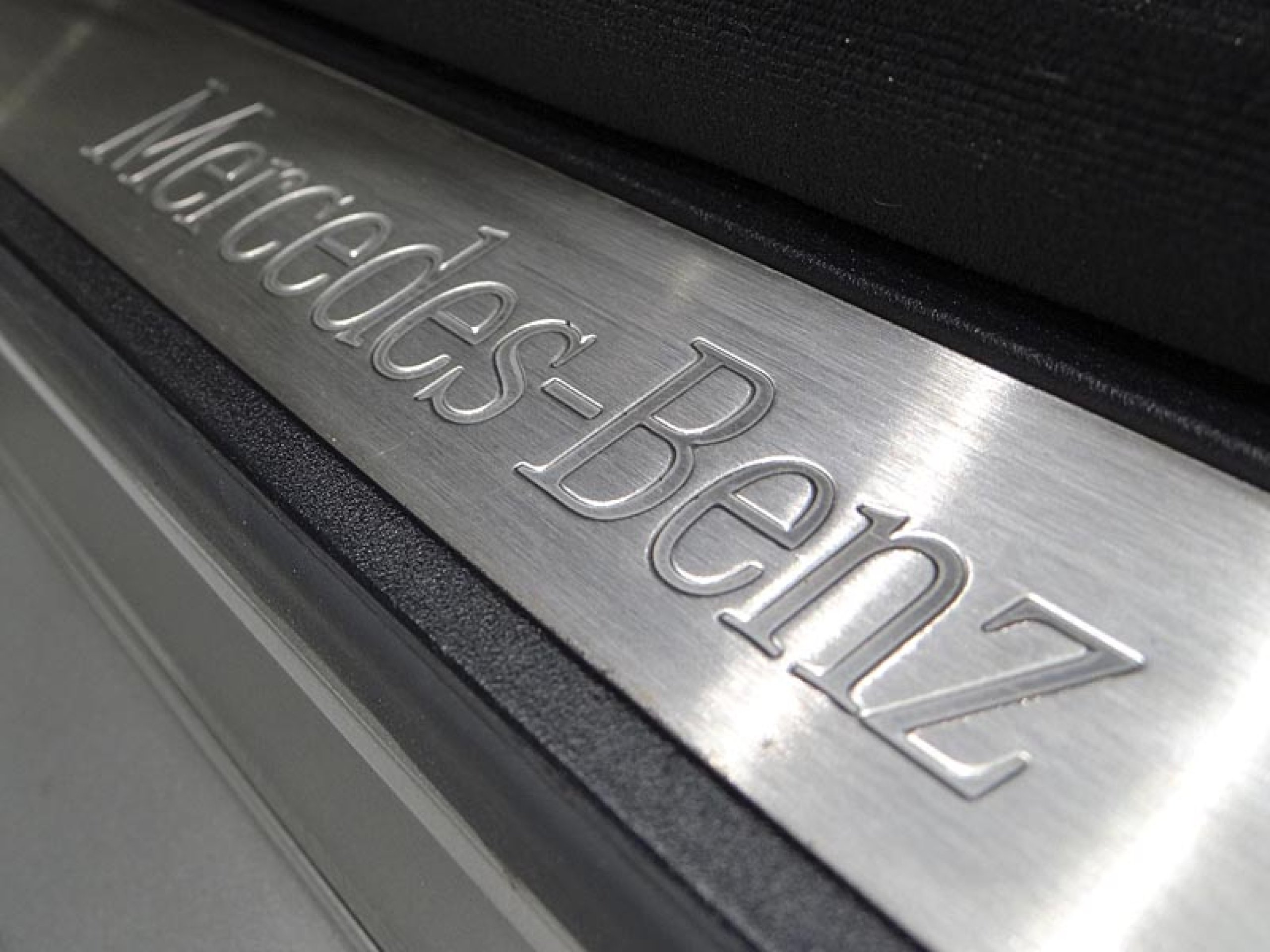 Foto Mercedes-Benz E 220 23