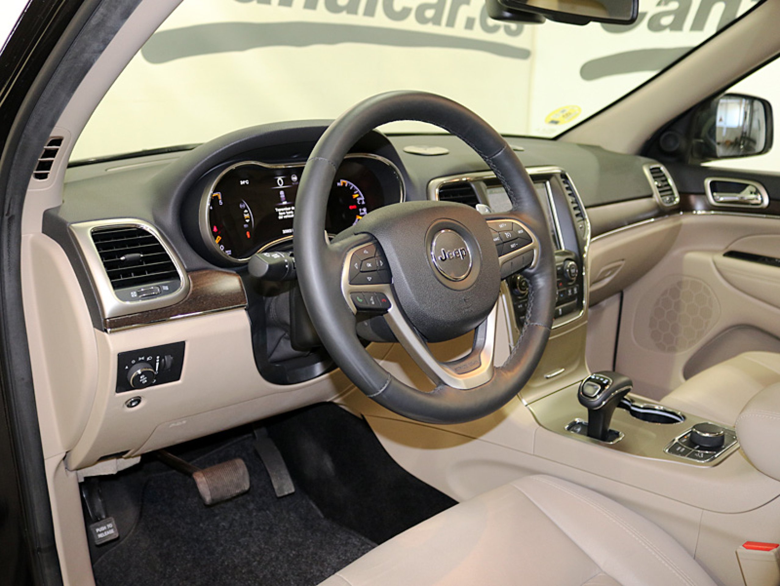 Foto Jeep Grand Cherokee 26