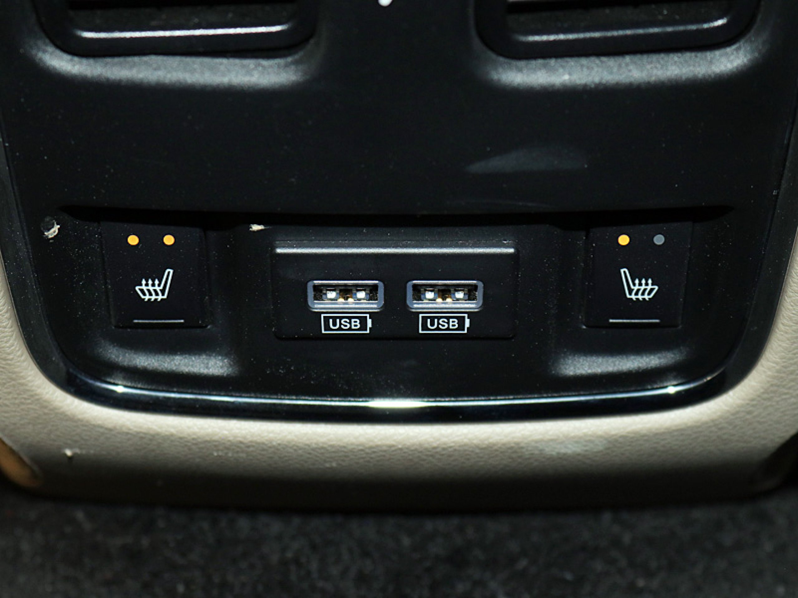 Foto Jeep Grand Cherokee 32