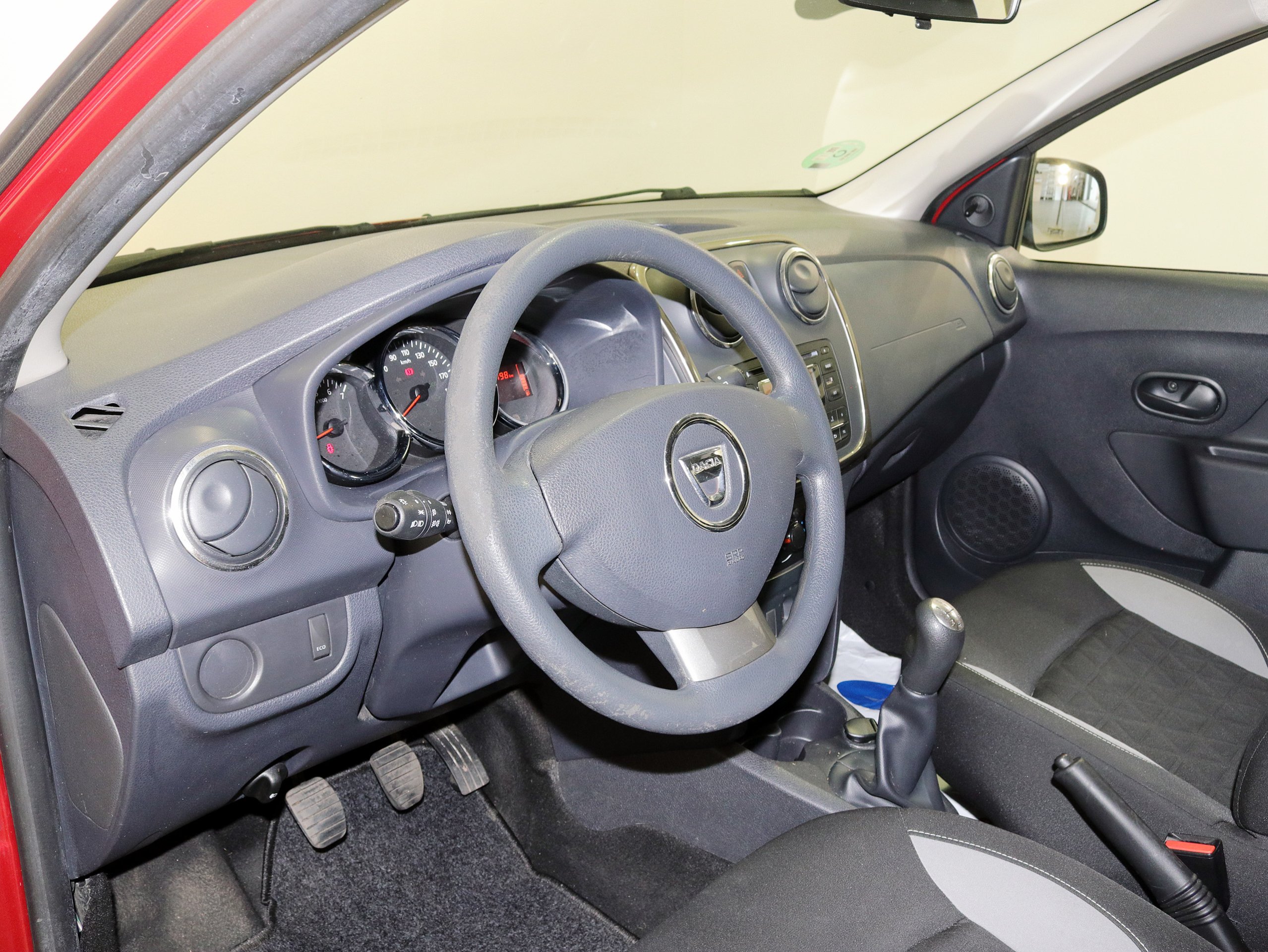 Foto Dacia Sandero 19
