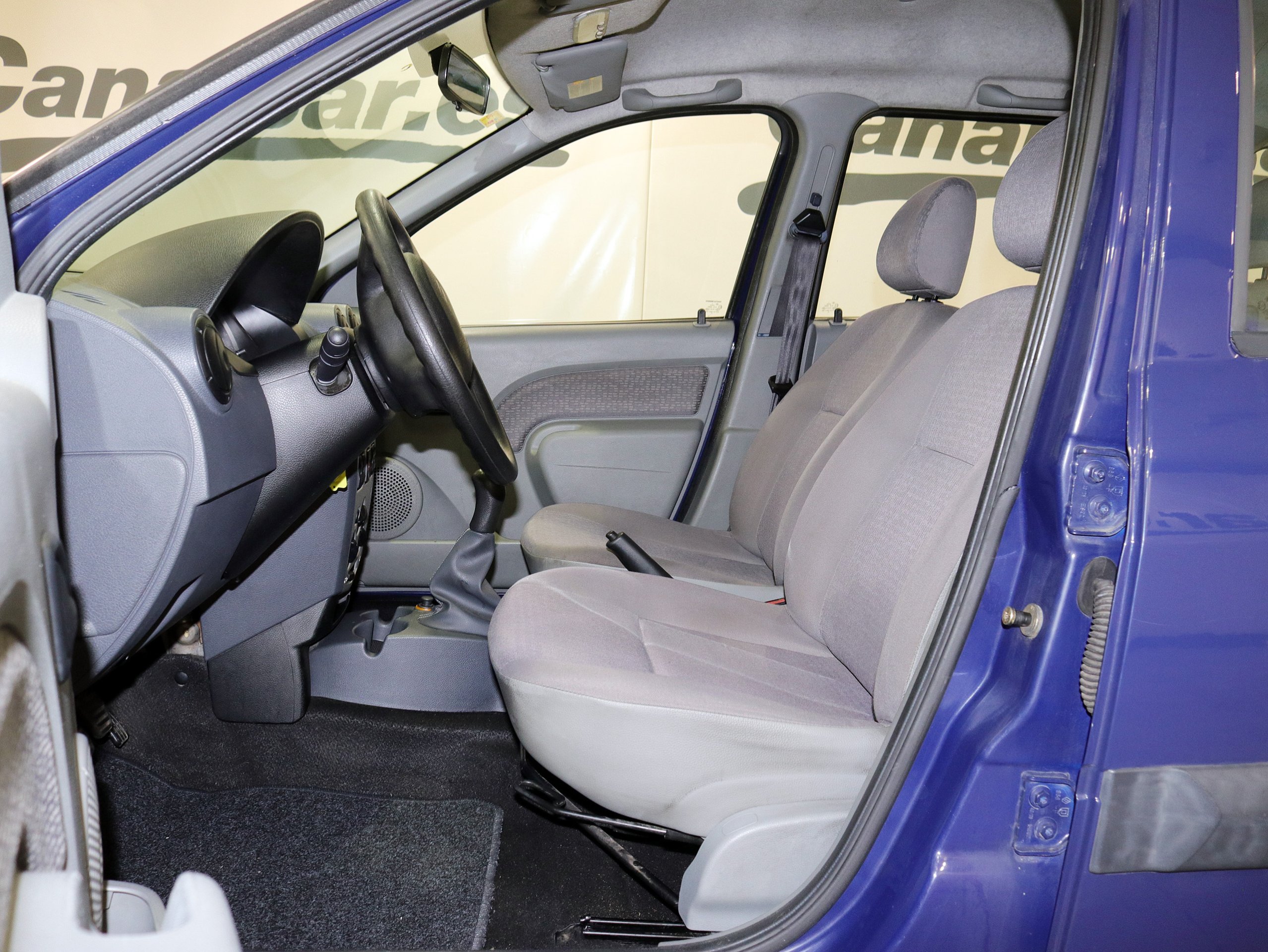 Foto Dacia Logan 13