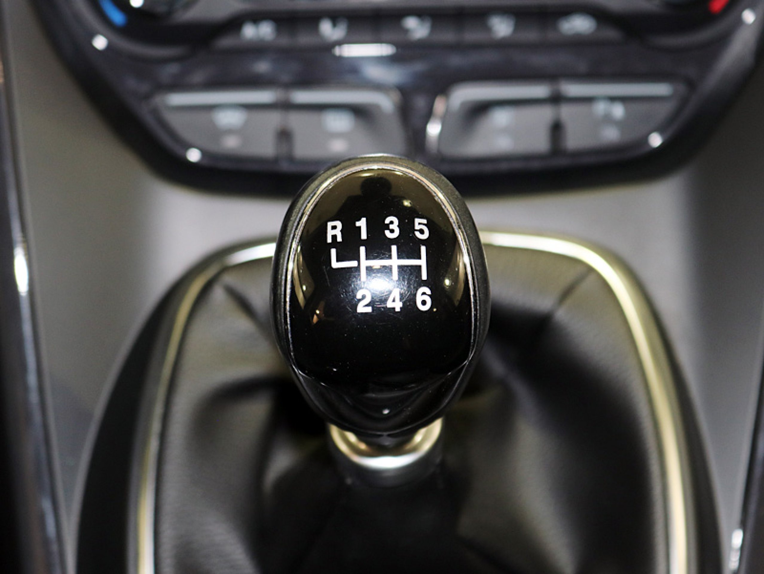 Foto Ford Kuga 29