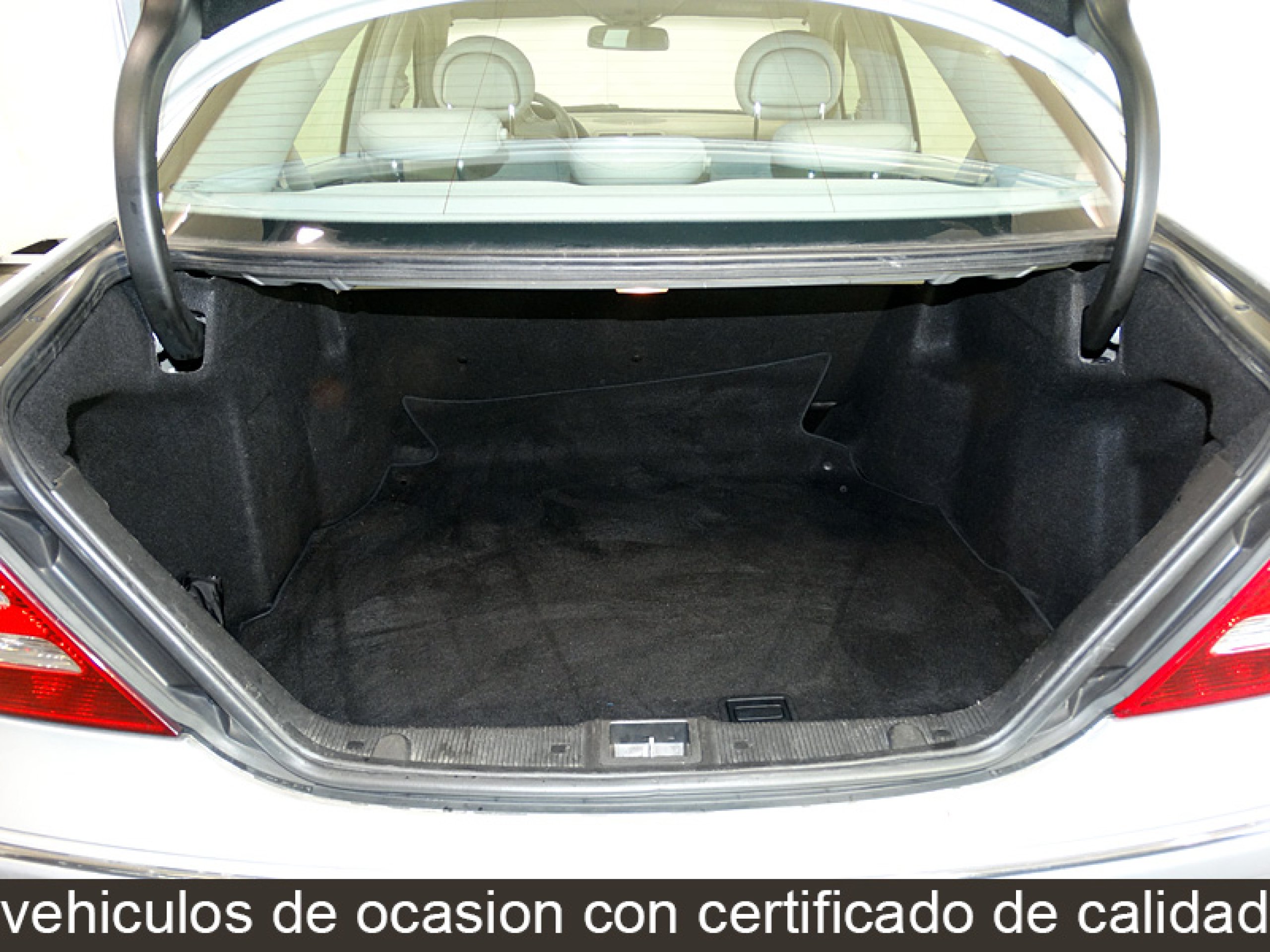 Foto Mercedes-Benz C 270 9