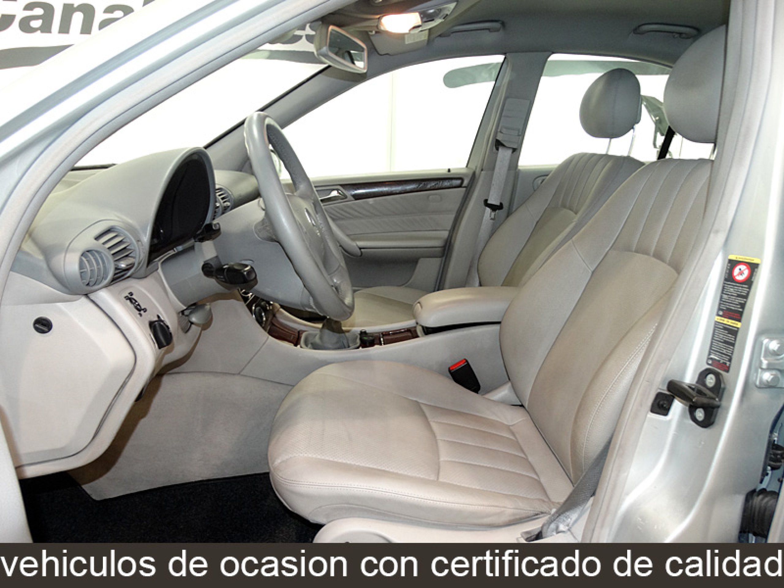 Foto Mercedes-Benz C 270 11