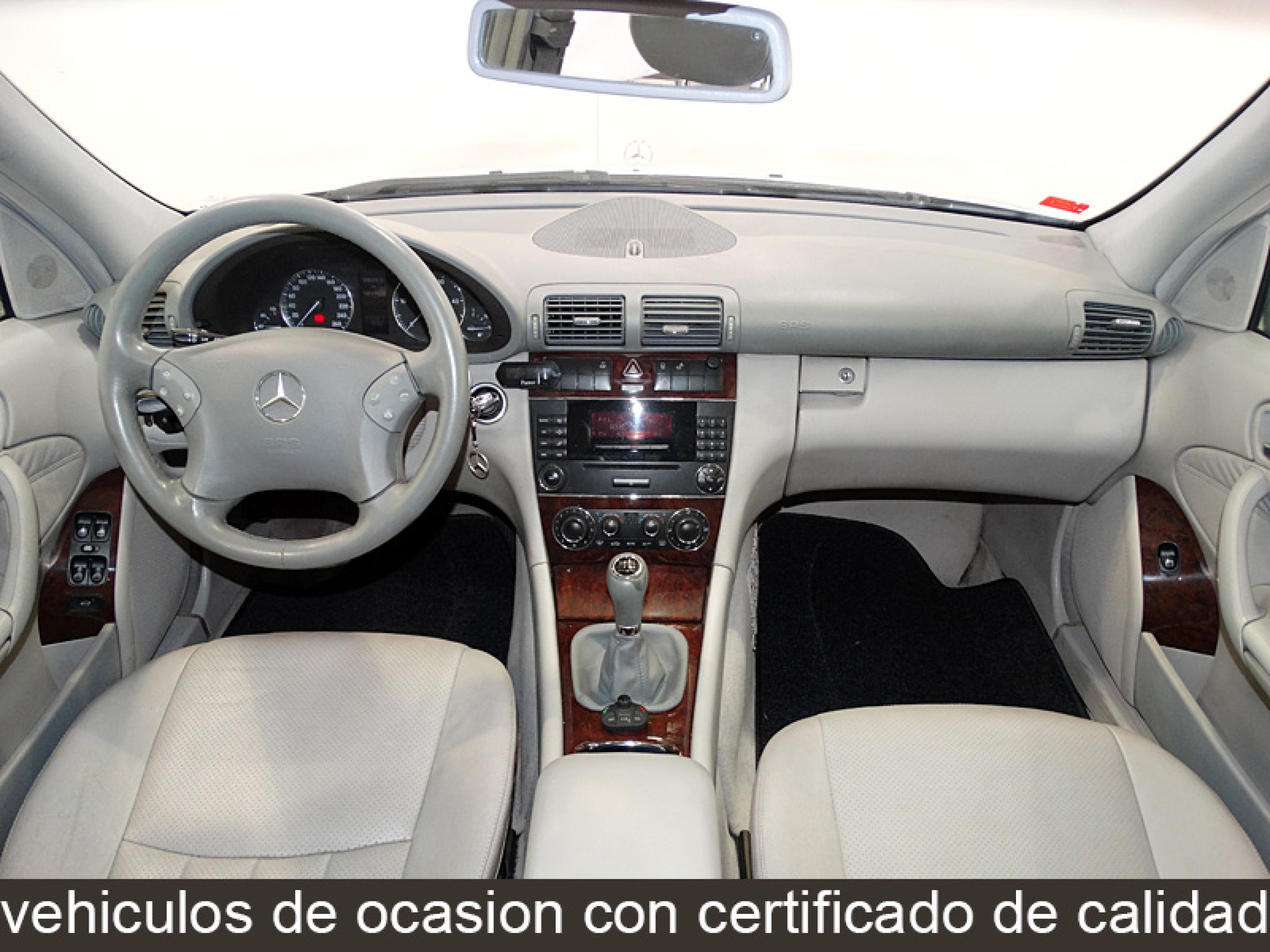 Foto Mercedes-Benz C 270 15