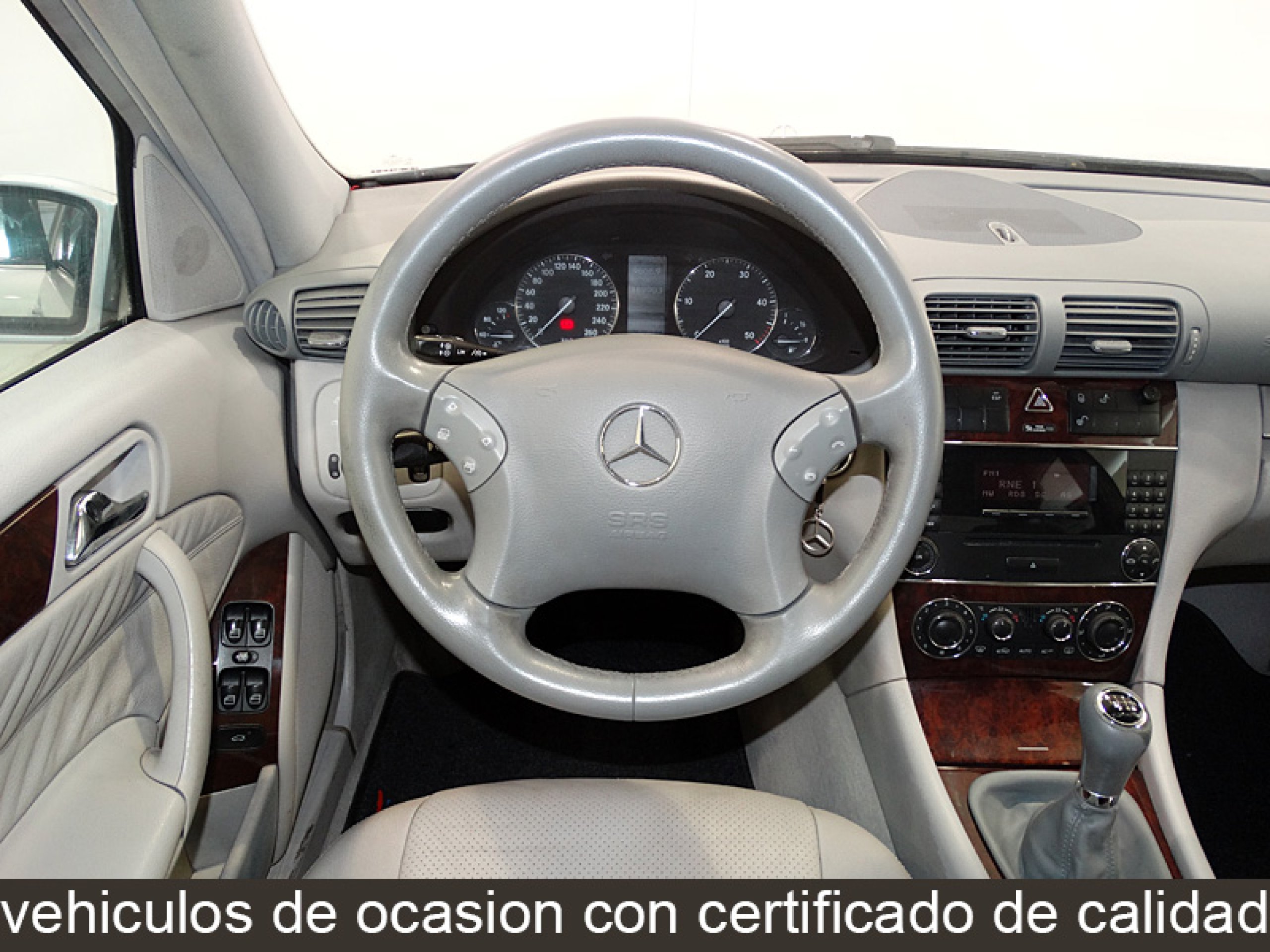 Foto Mercedes-Benz C 270 16