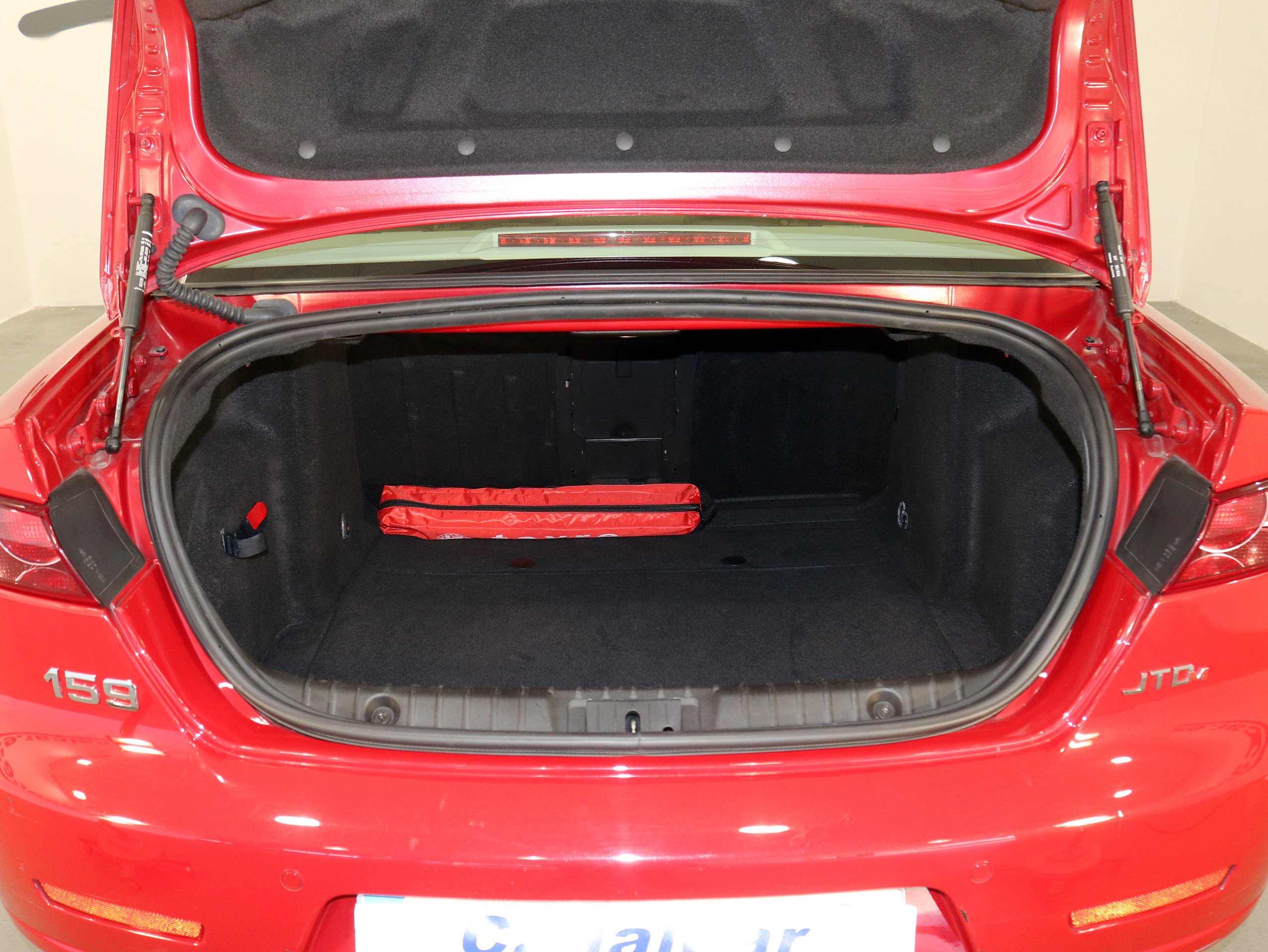 Foto Alfa Romeo 159 10 Foto Alfa Romeo 159 10