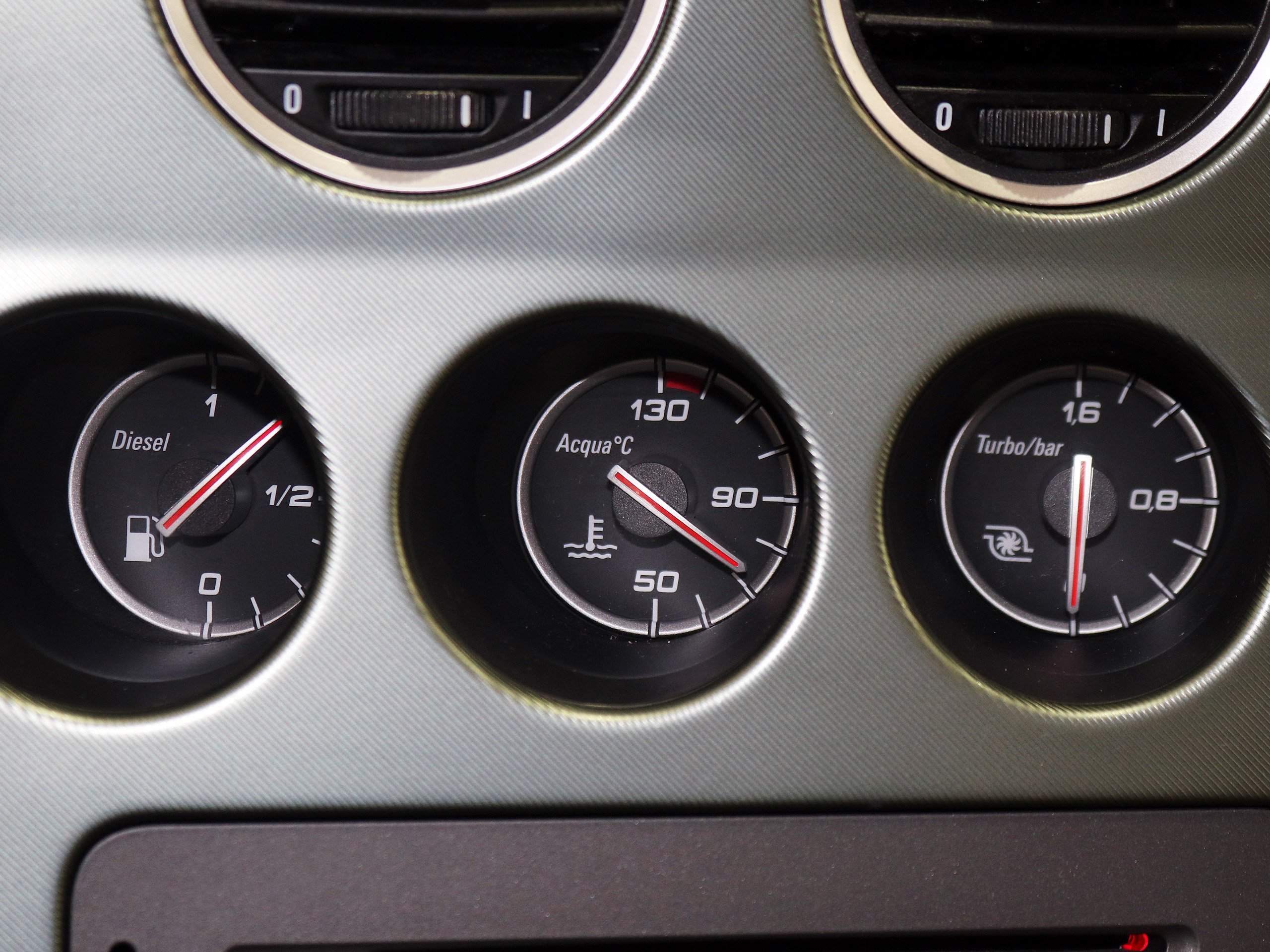 Foto Alfa Romeo 159 17 Foto Alfa Romeo 159 17
