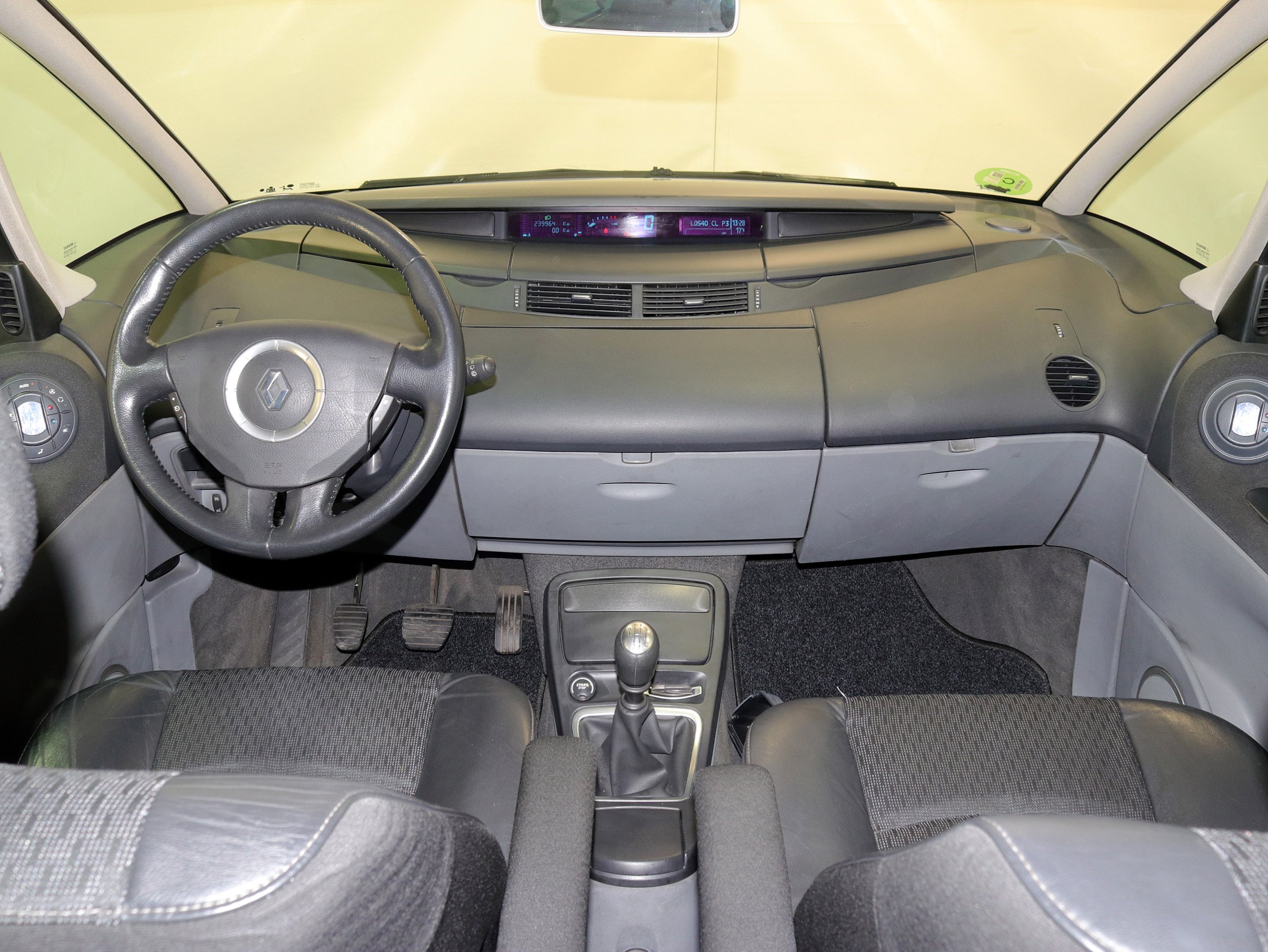 Foto Renault Grand Espace 18 Foto Renault Grand Espace 18