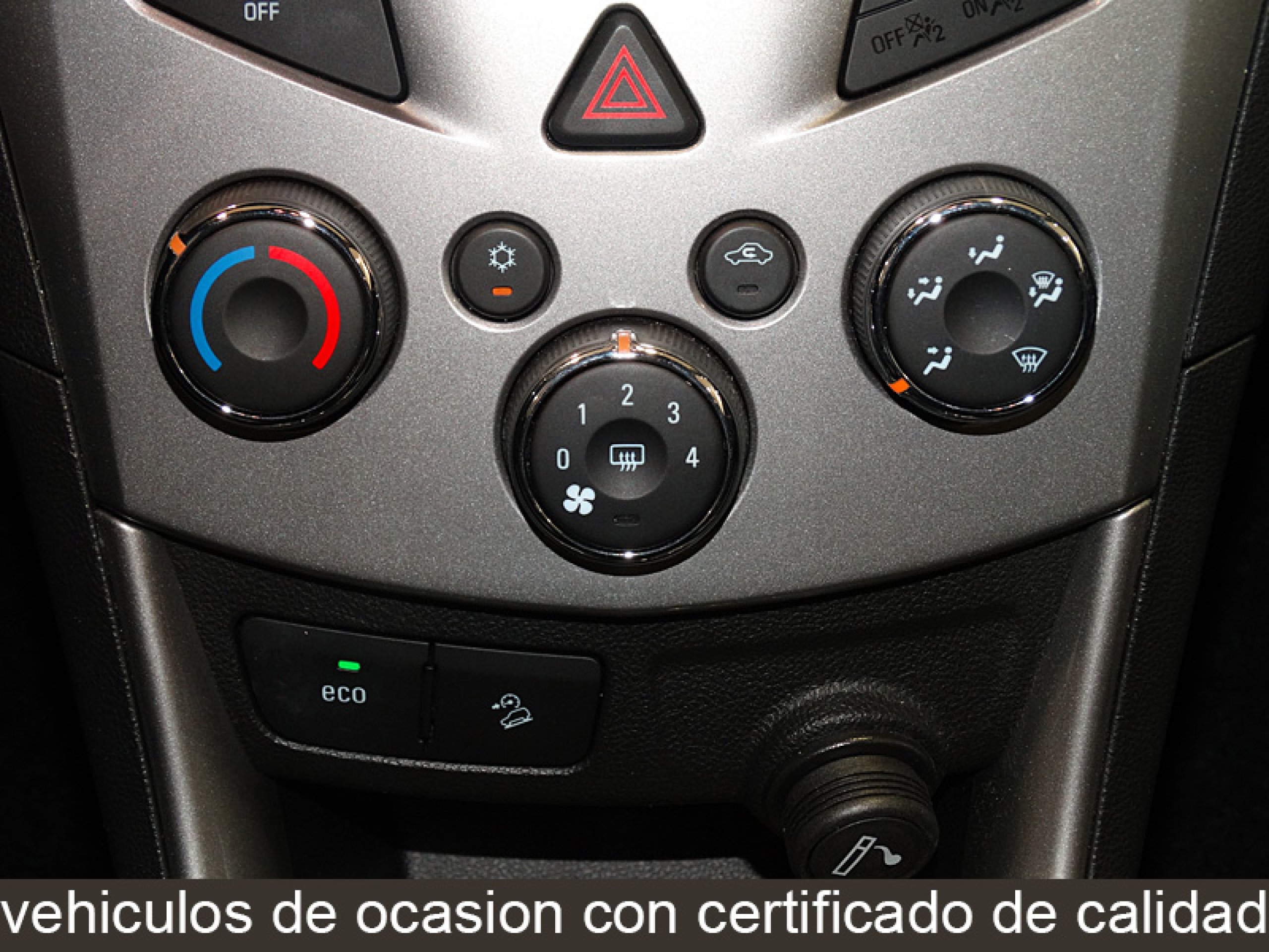 Foto Chevrolet Trax 24