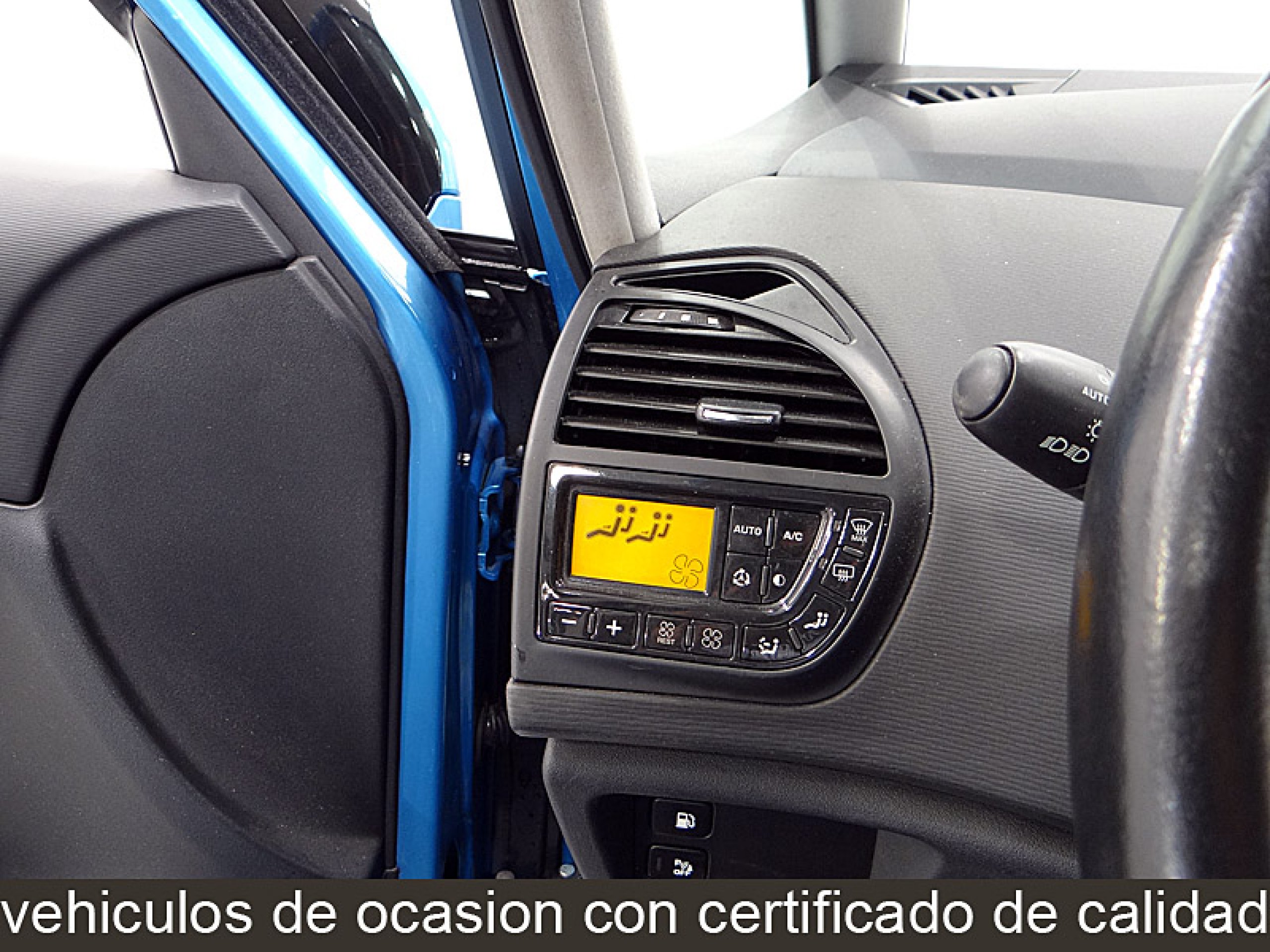 Foto Citroen C4 Picasso 32