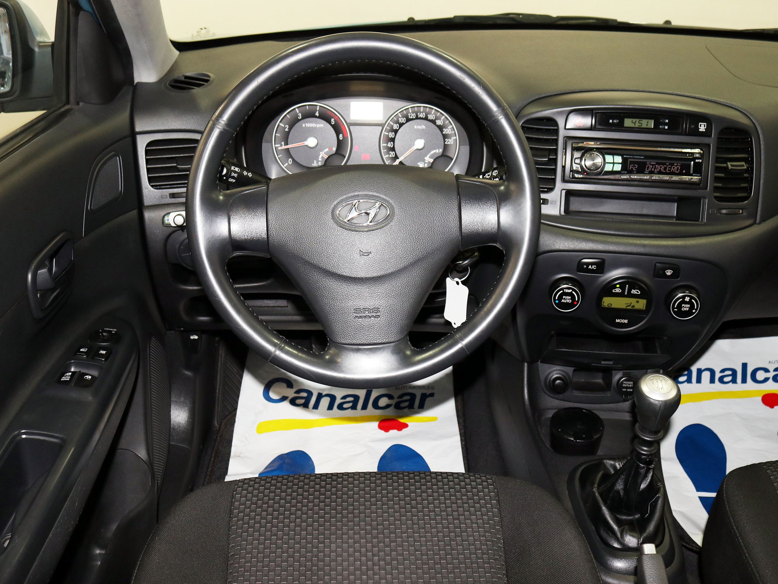 Foto Hyundai Accent 16