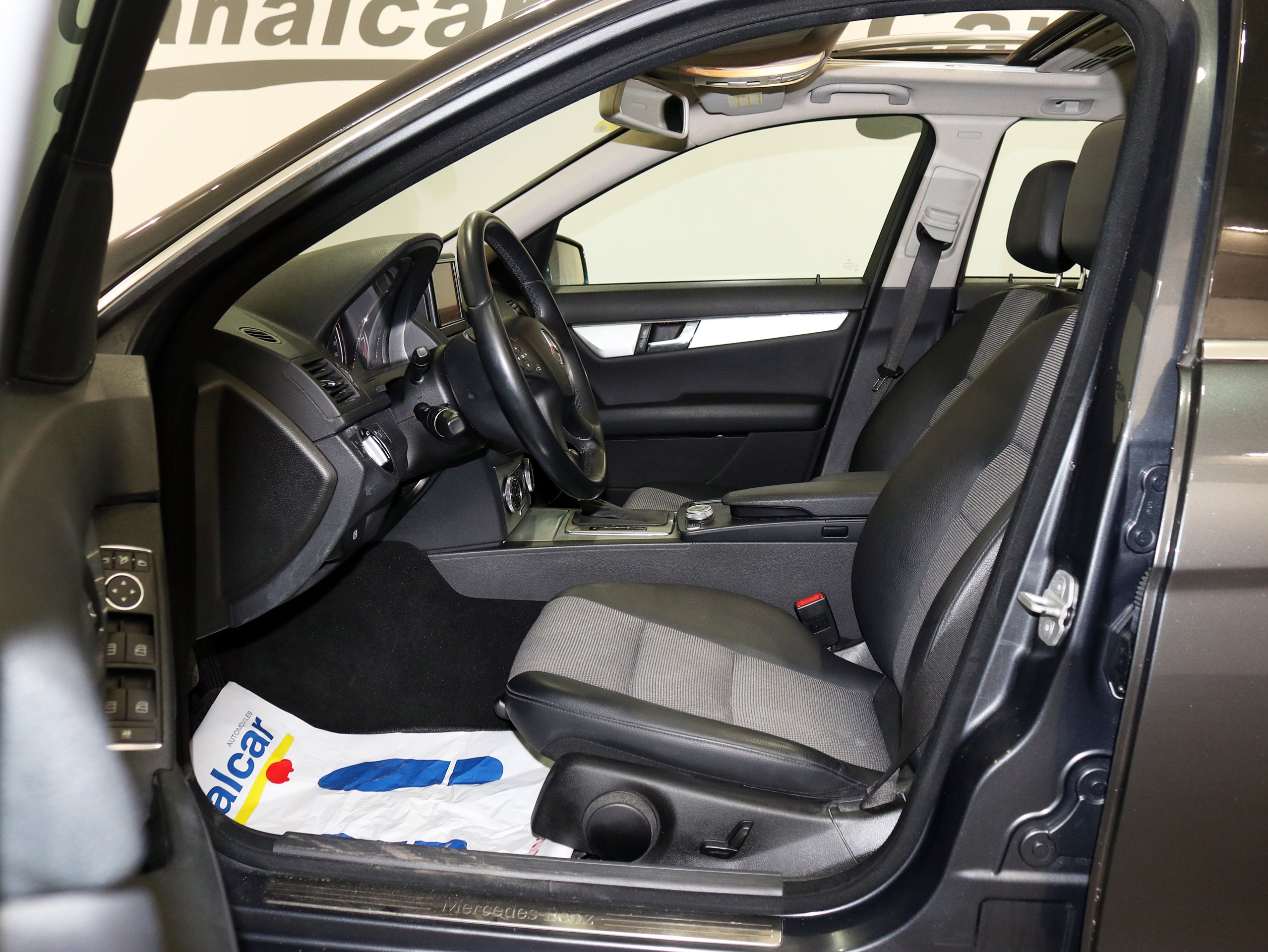 Foto Mercedes-Benz C 220 15