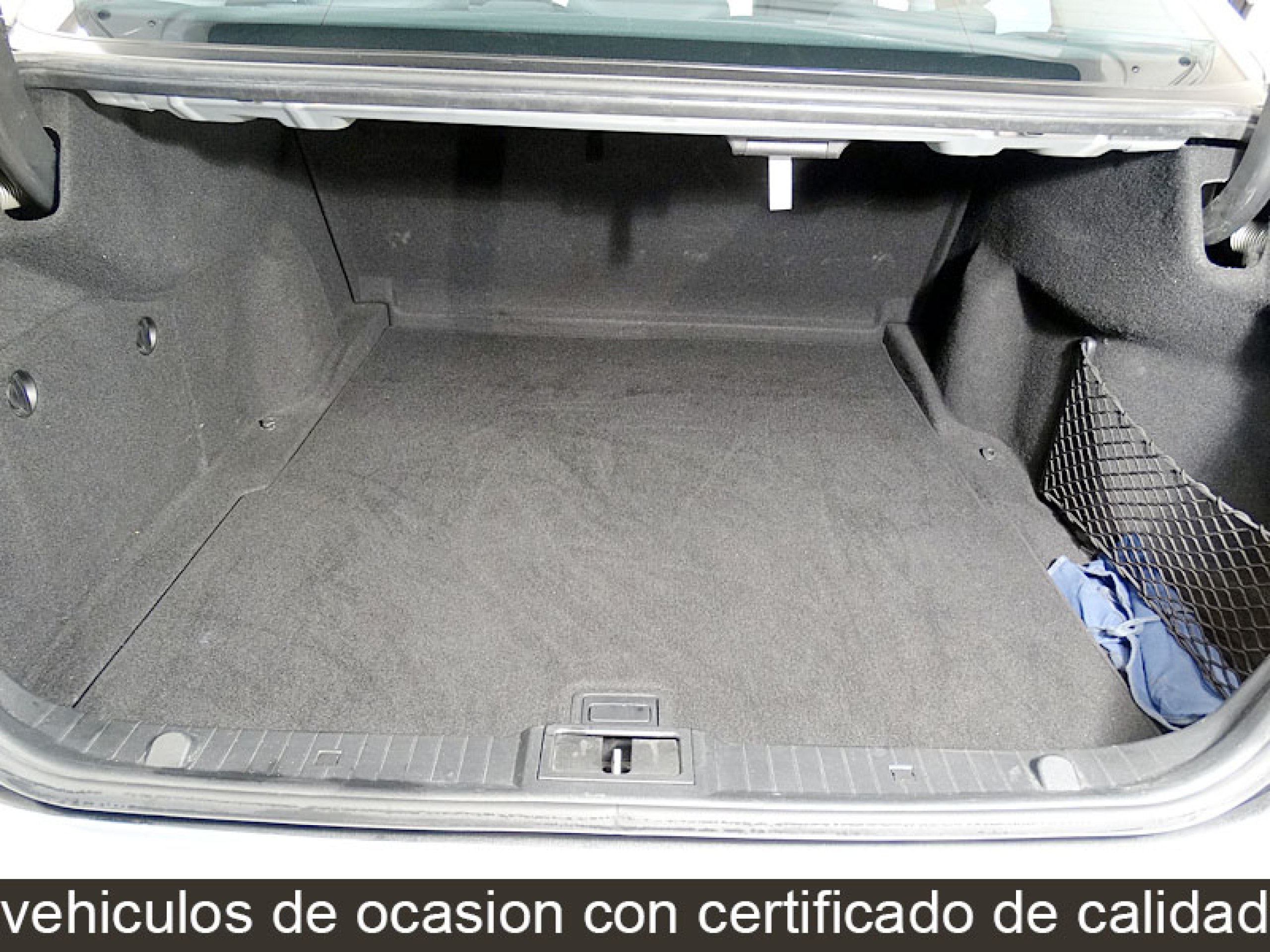 Foto Mercedes-Benz E 220 13