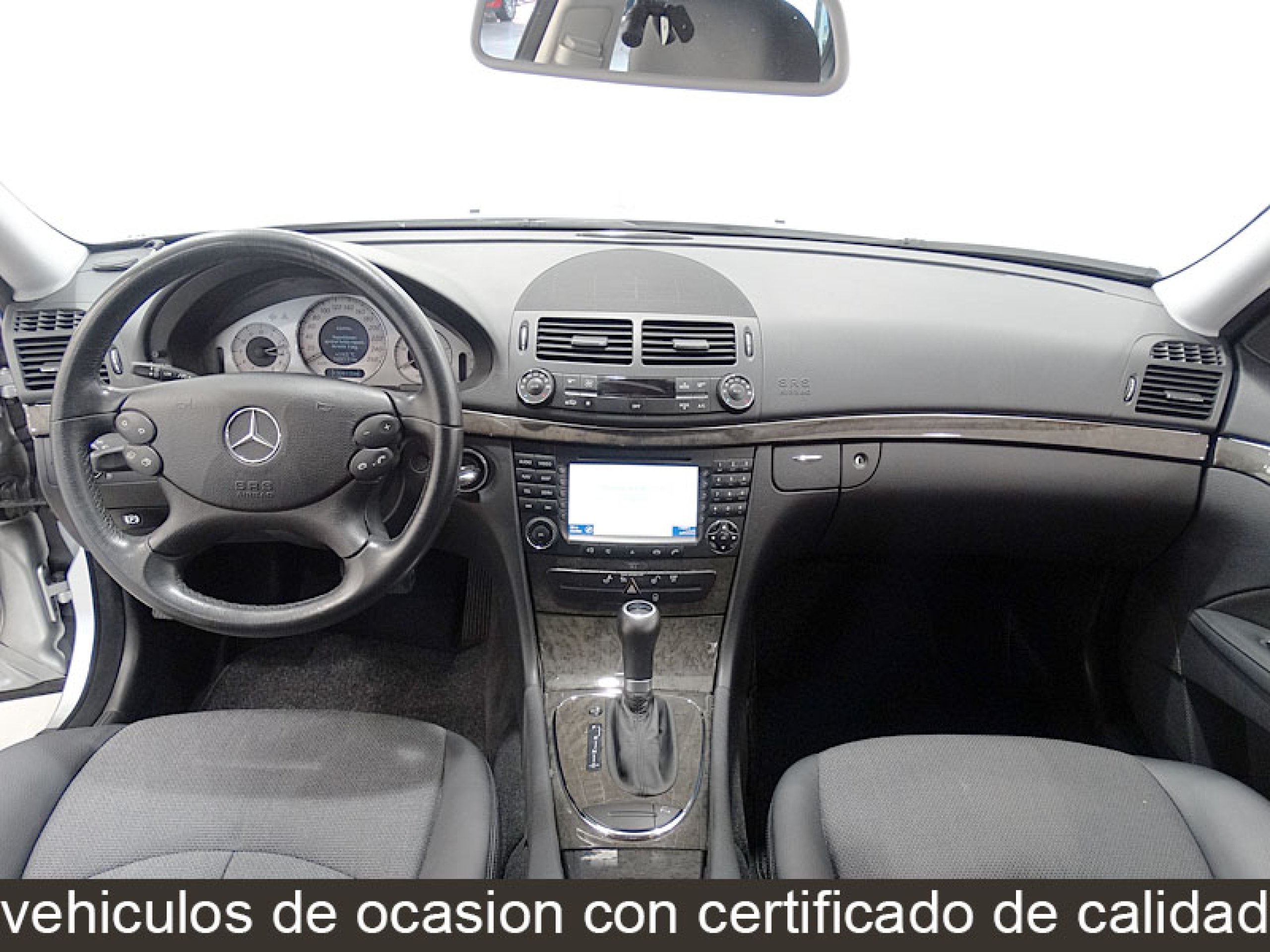 Foto Mercedes-Benz E 220 27