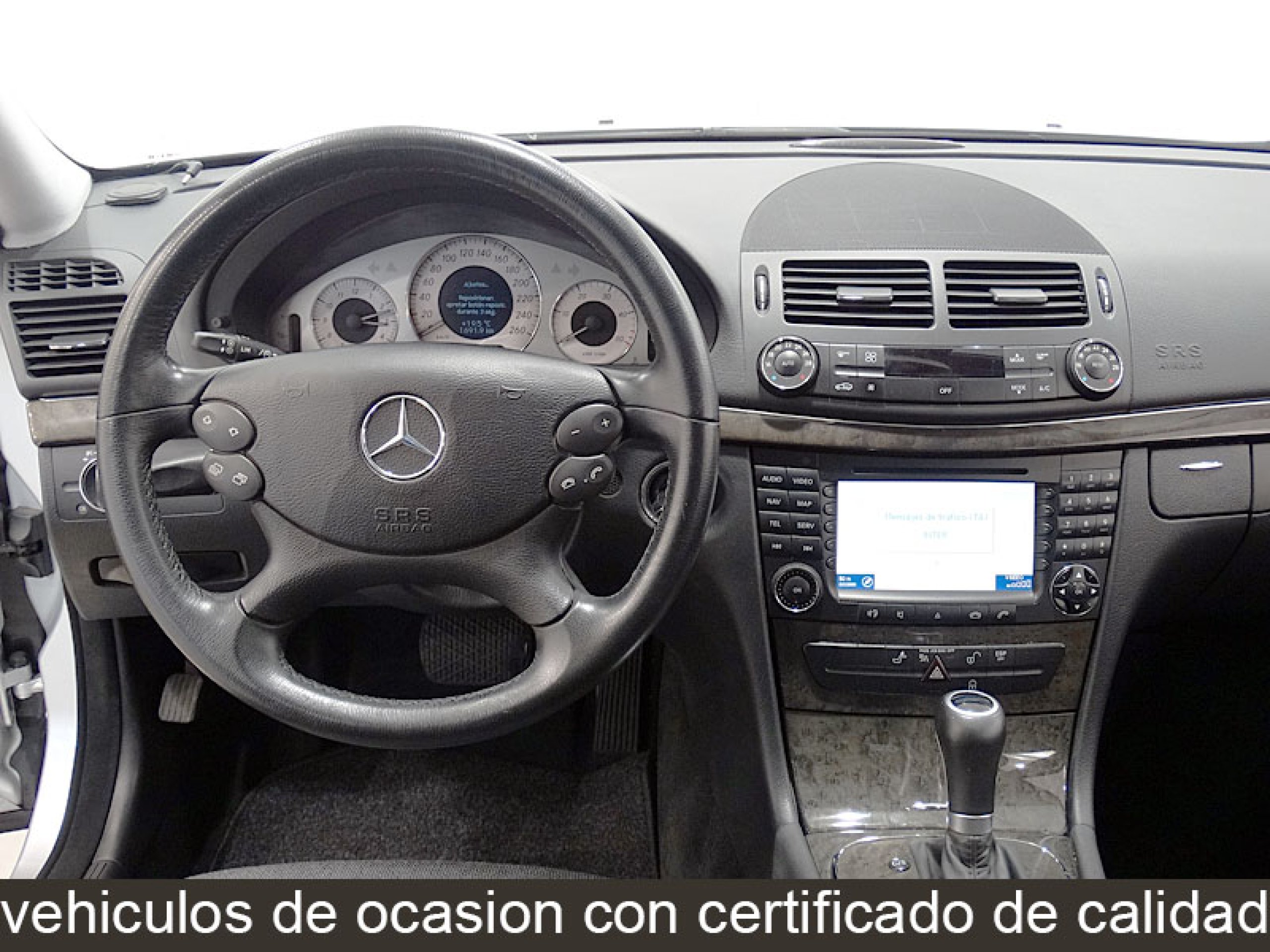 Foto Mercedes-Benz E 220 28