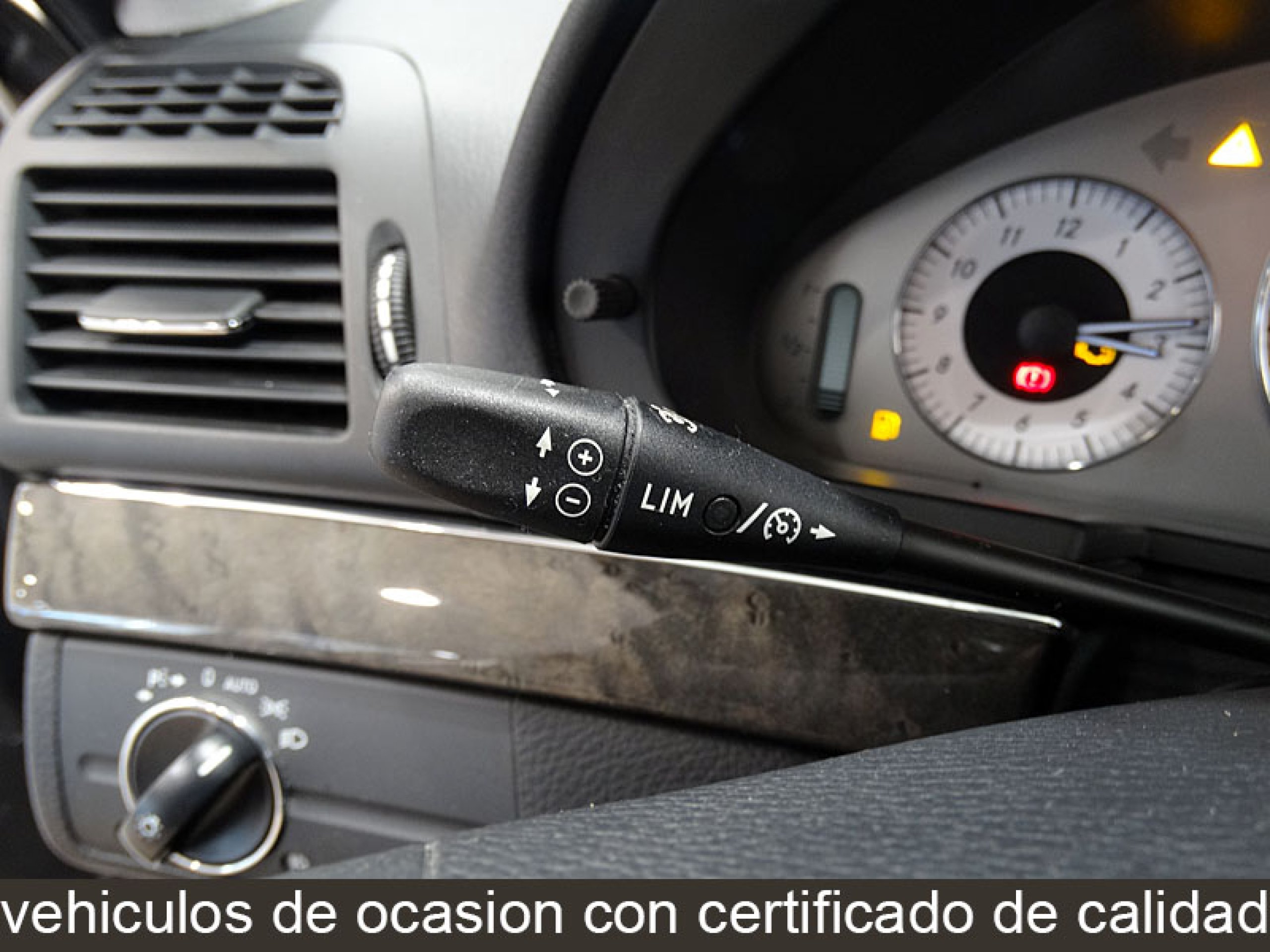 Foto Mercedes-Benz E 220 33