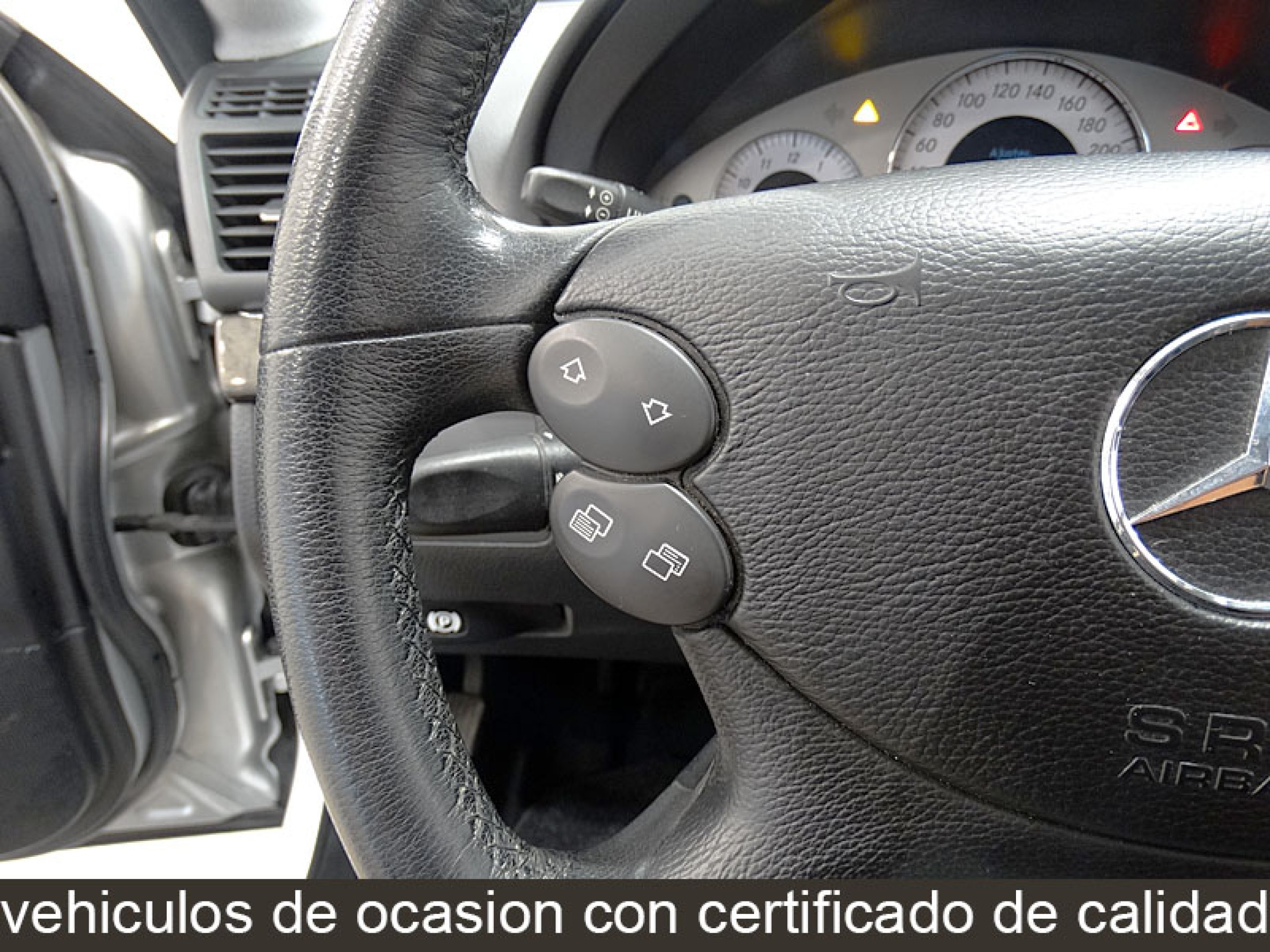 Foto Mercedes-Benz E 220 34