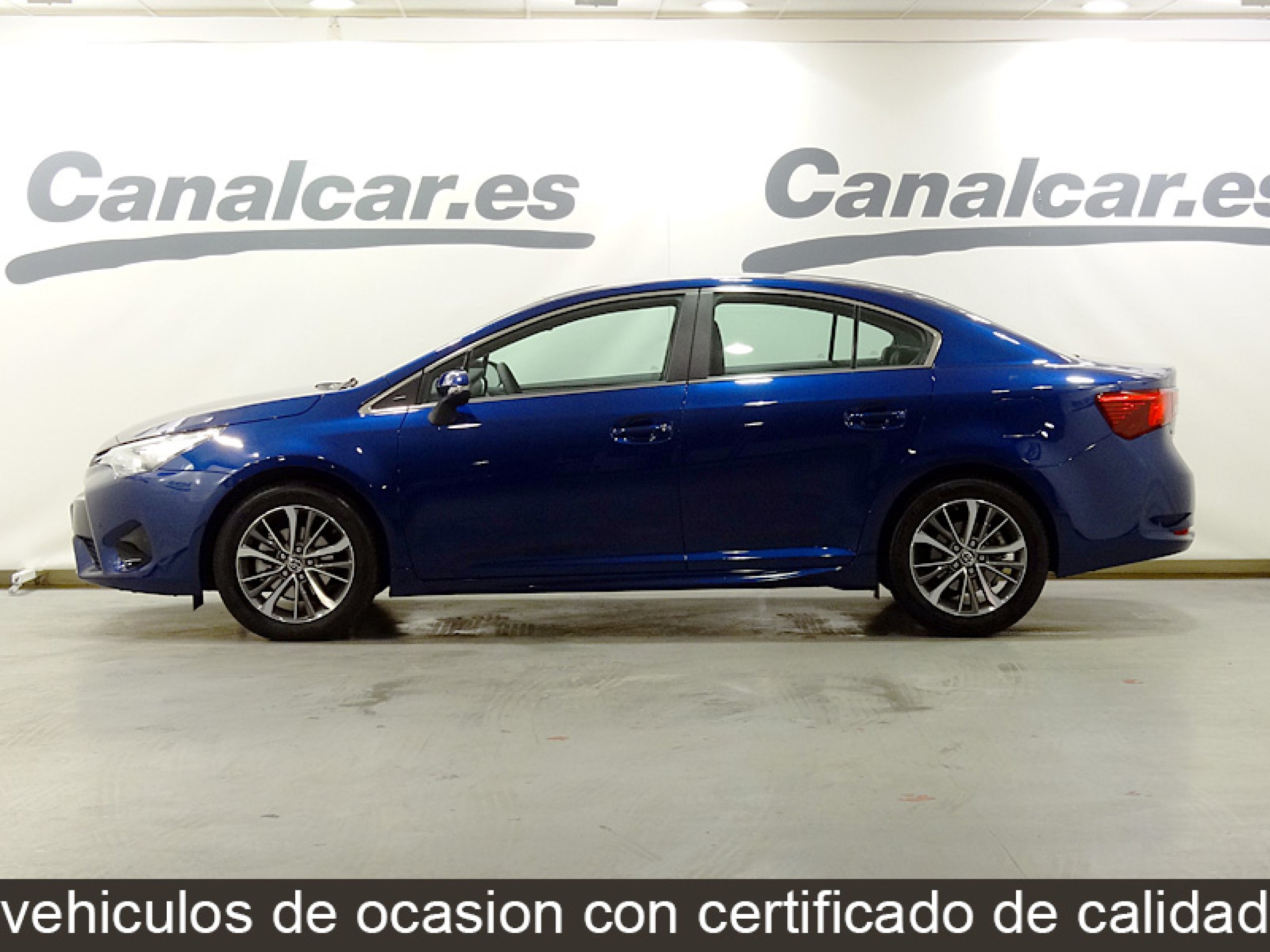 Foto Toyota Avensis 9