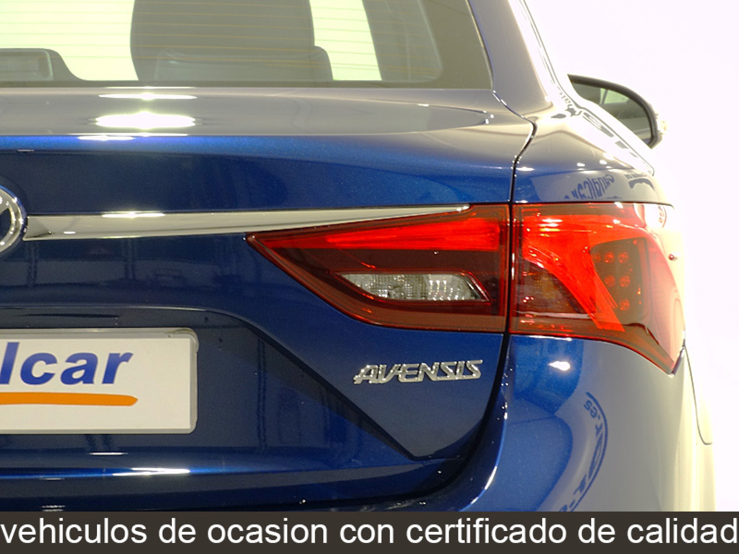 Foto Toyota Avensis 14