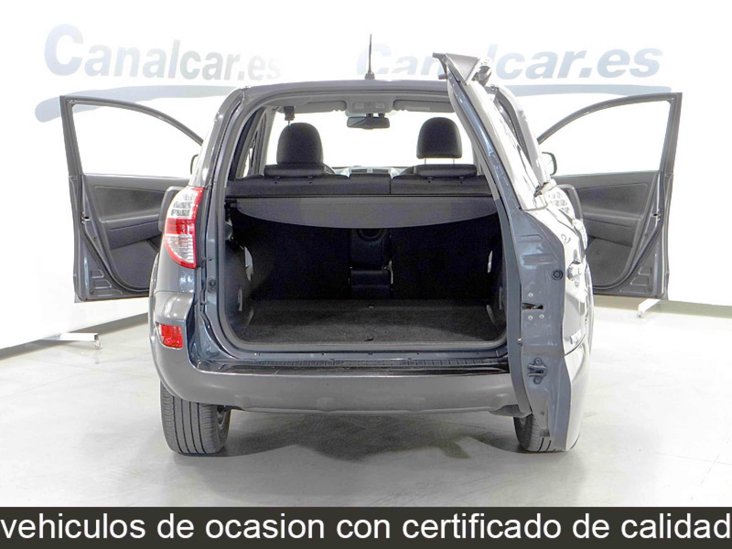 Foto Toyota RAV-4 8
