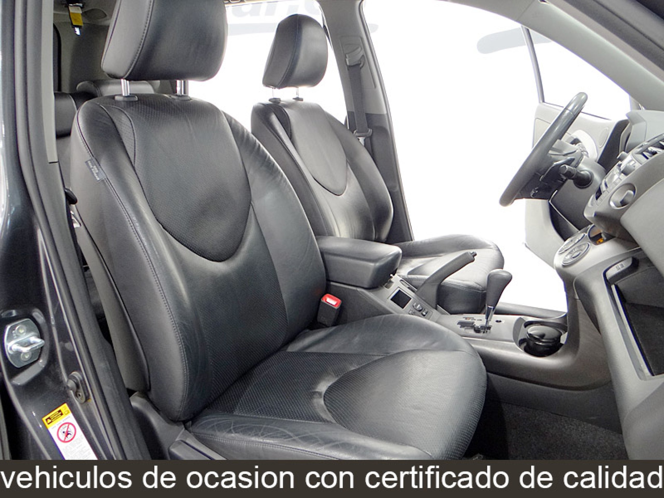 Foto Toyota RAV-4 14