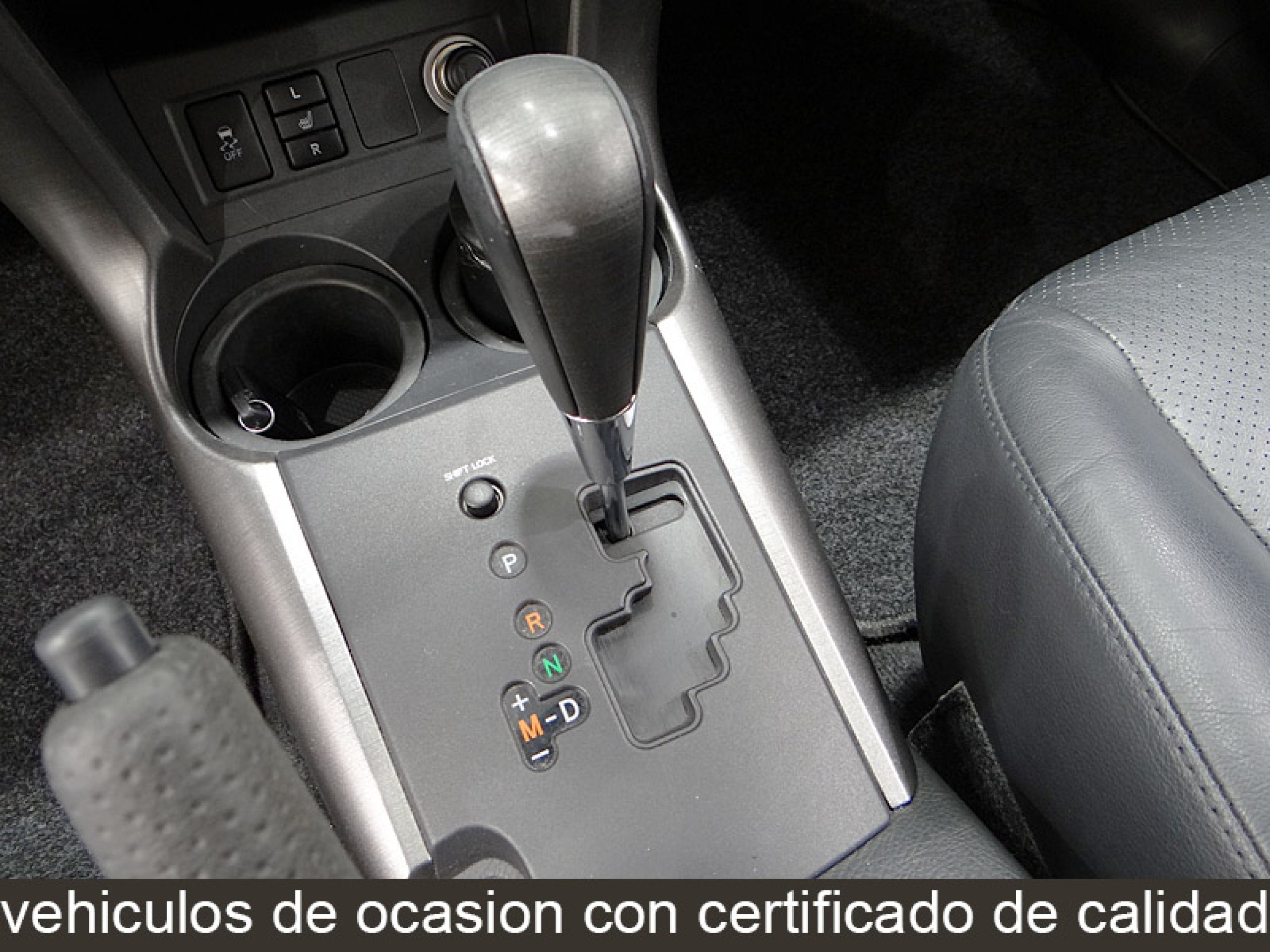 Foto Toyota RAV-4 30