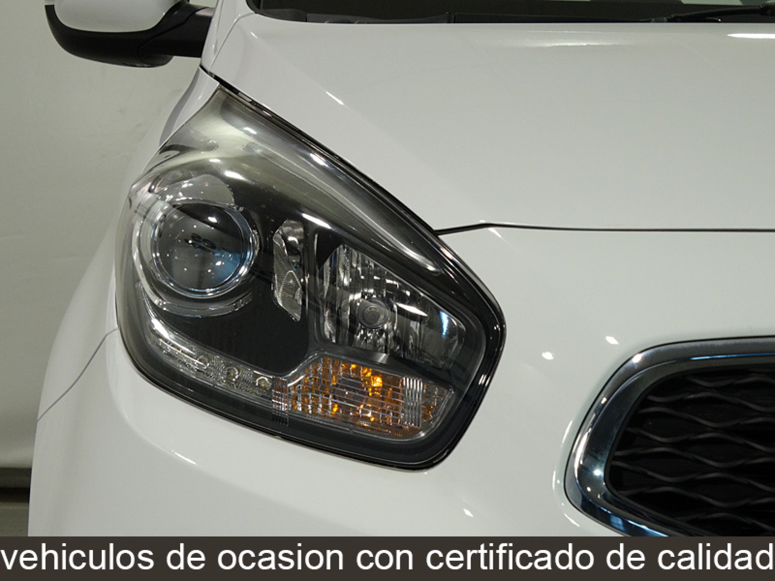 Foto Kia Carens 12