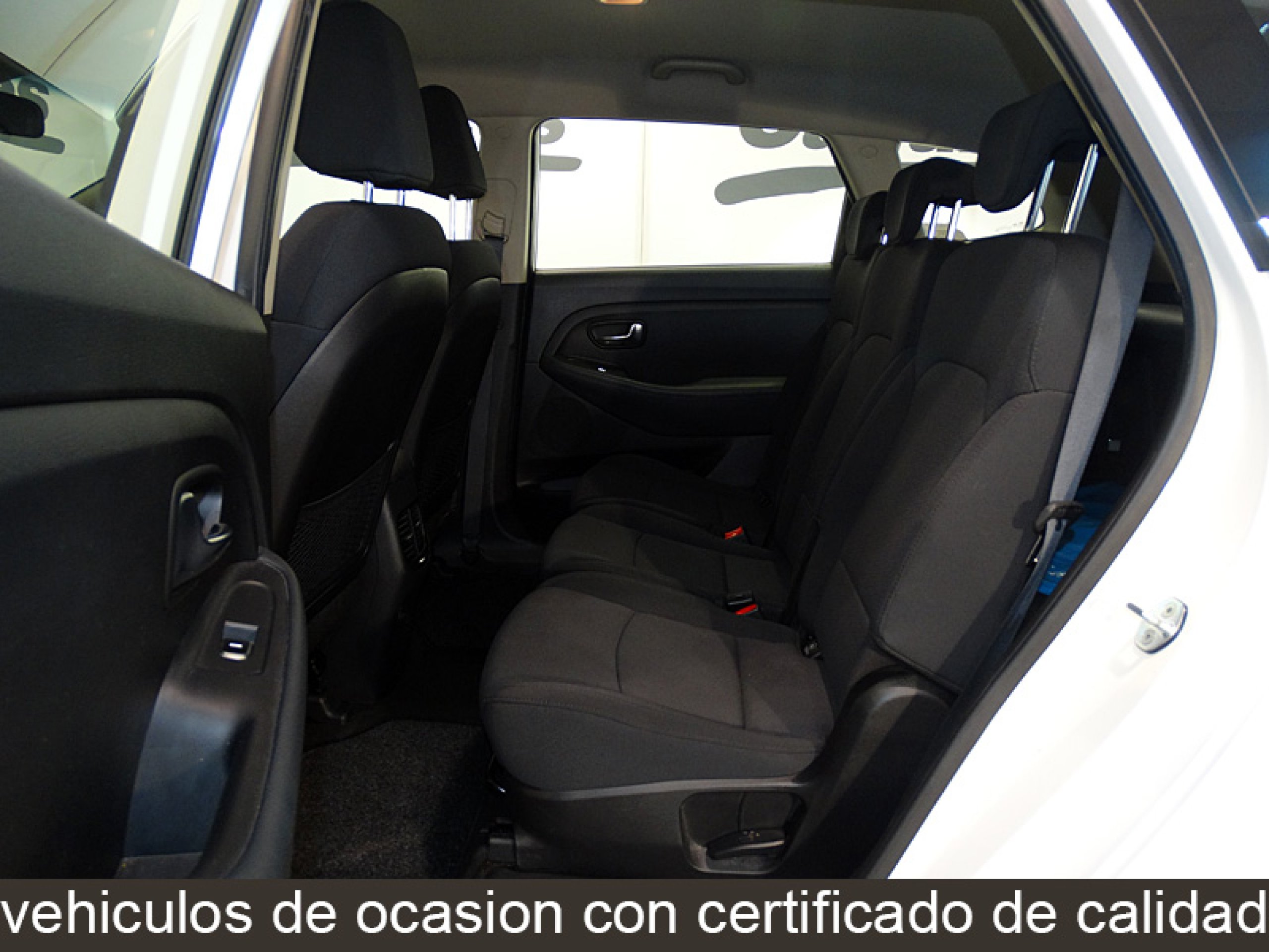 Foto Kia Carens 16