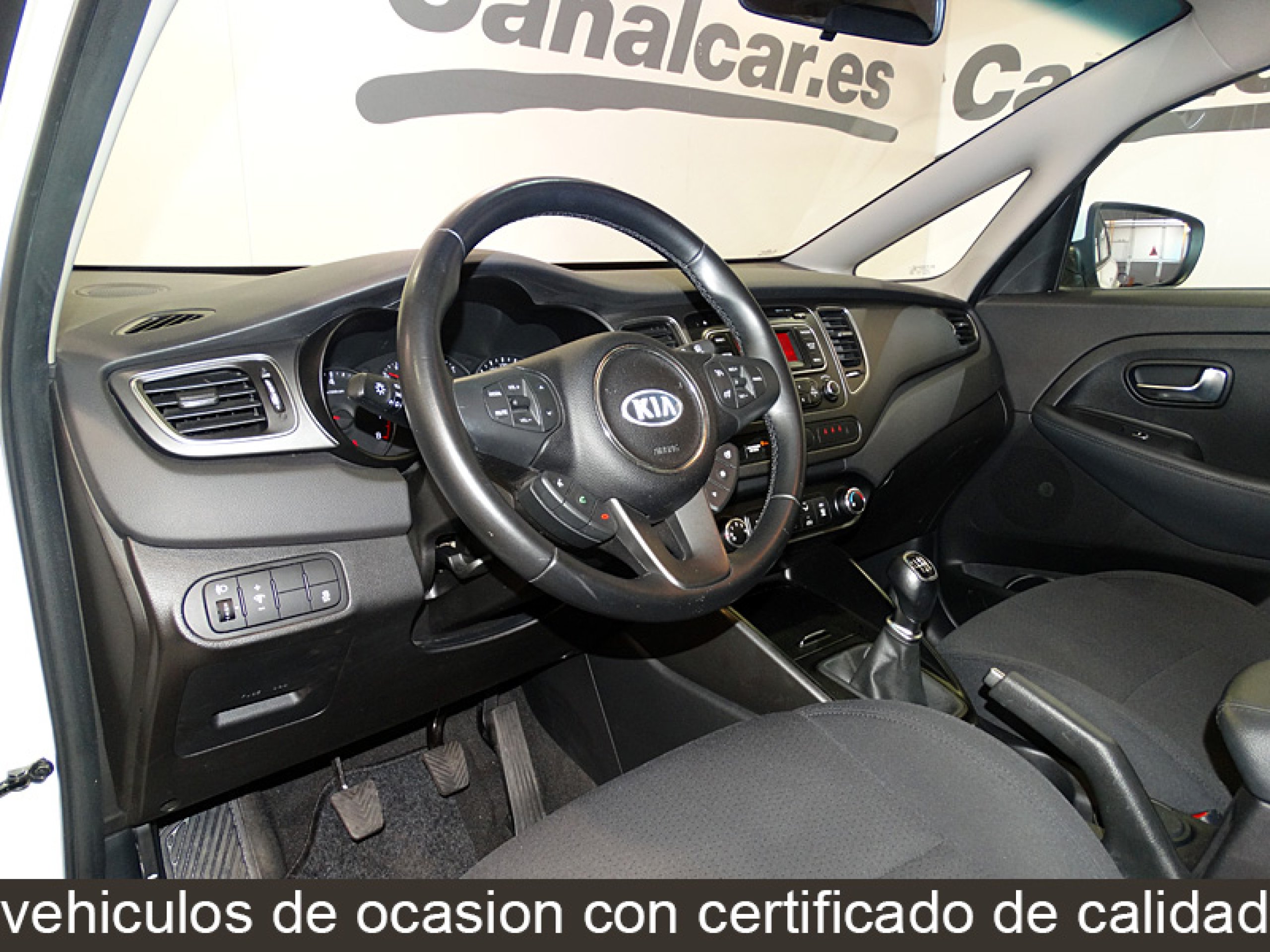 Foto Kia Carens 18