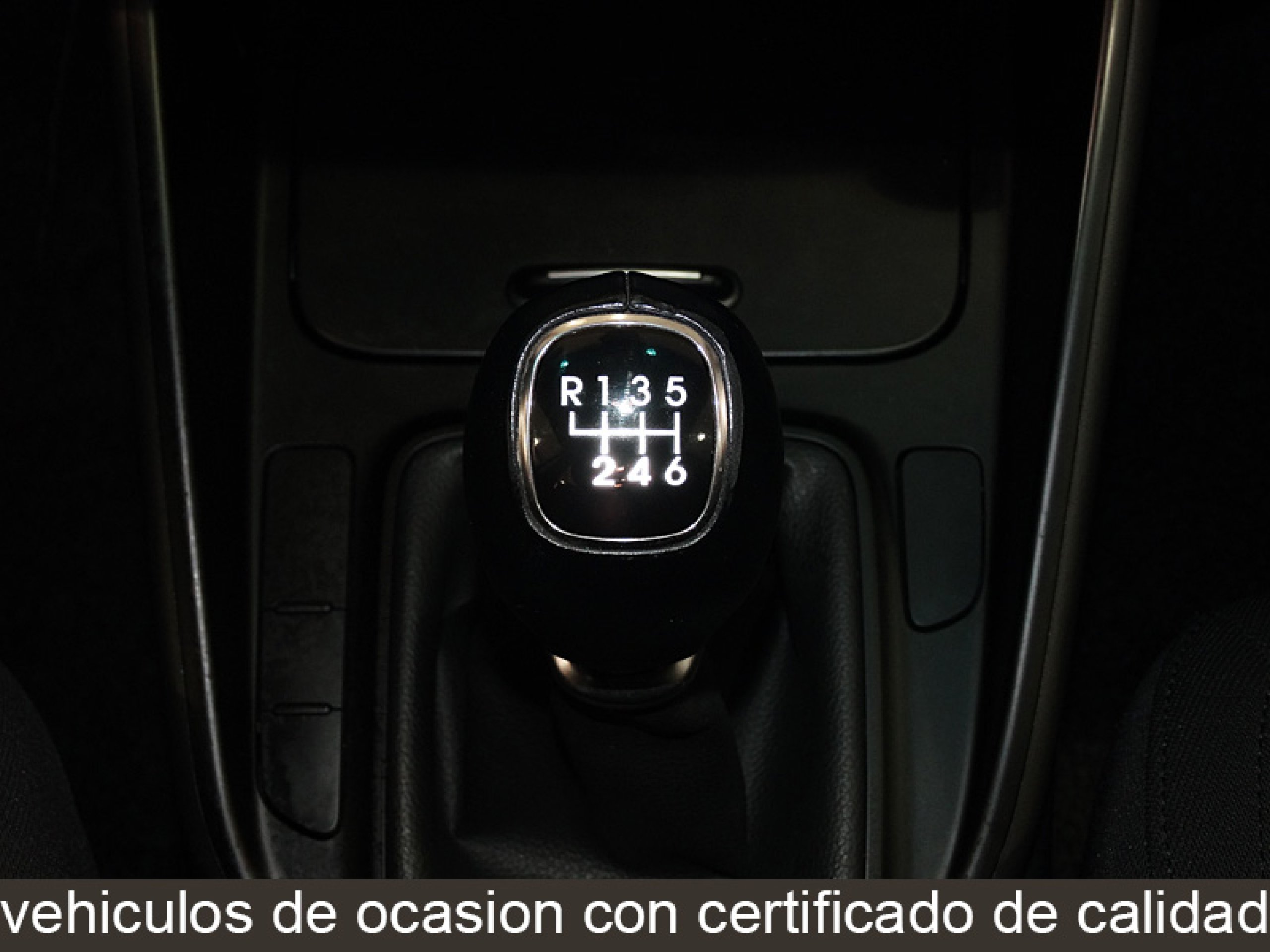 Foto Kia Carens 24