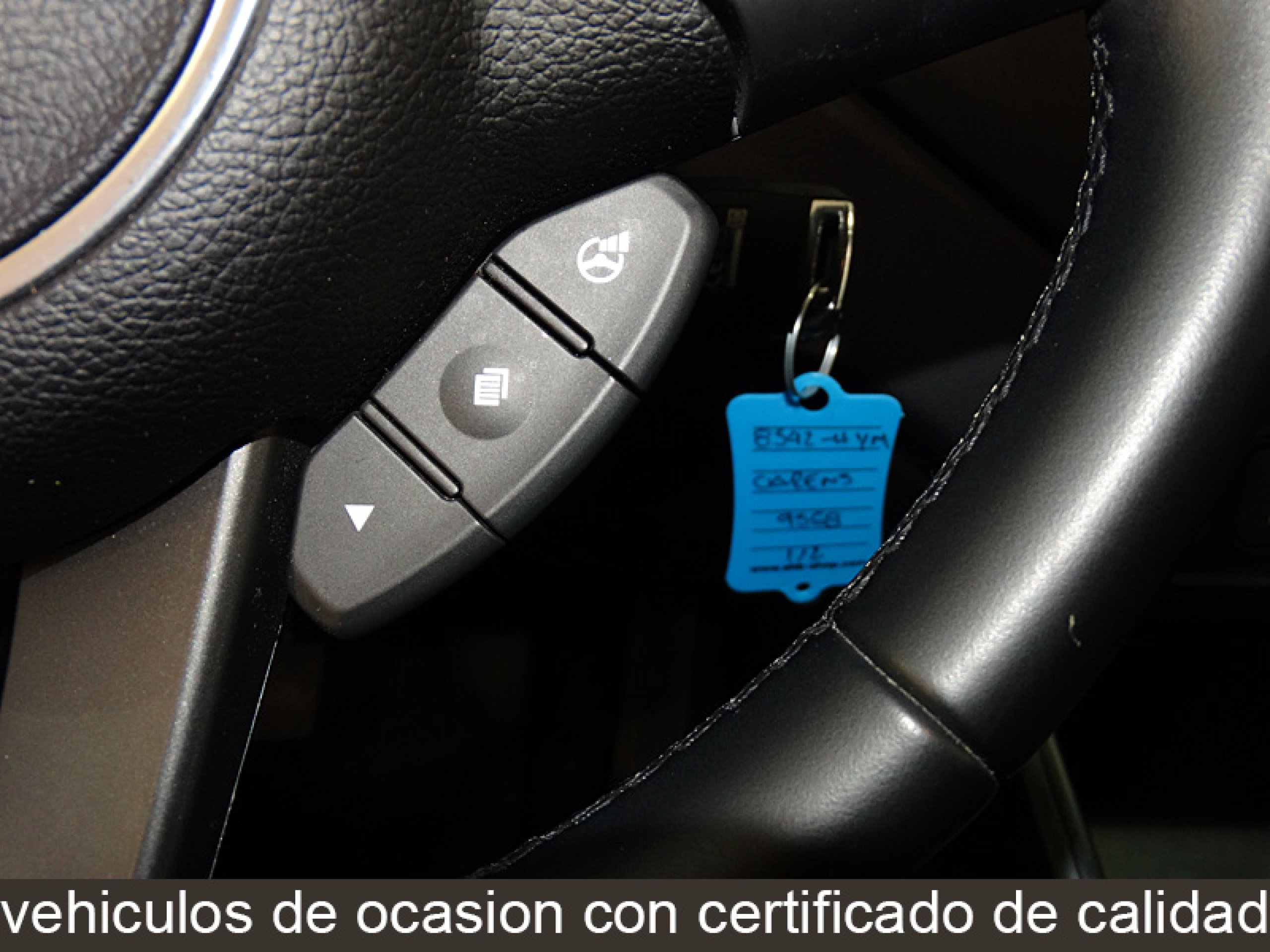 Foto Kia Carens 30