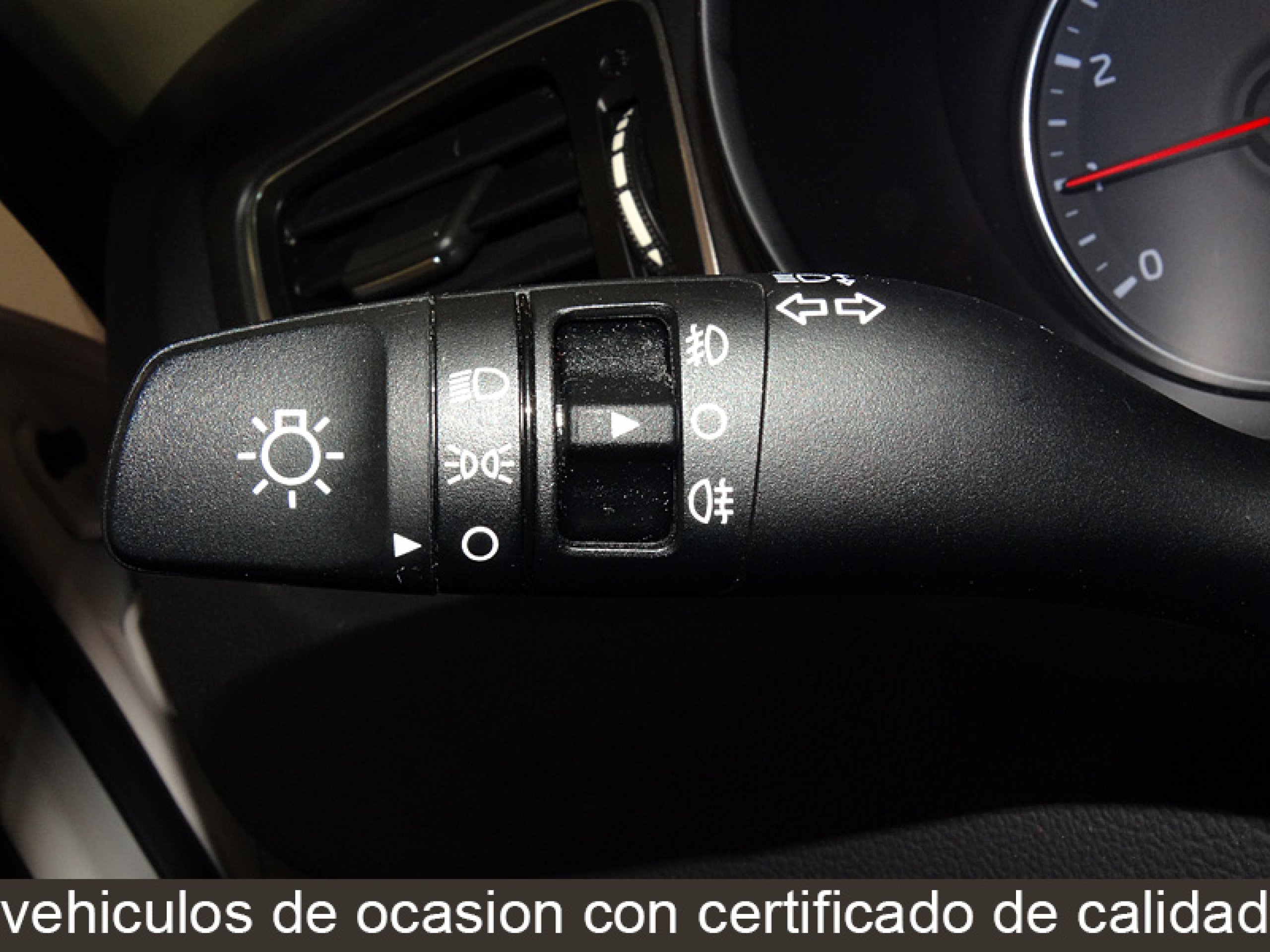 Foto Kia Carens 31
