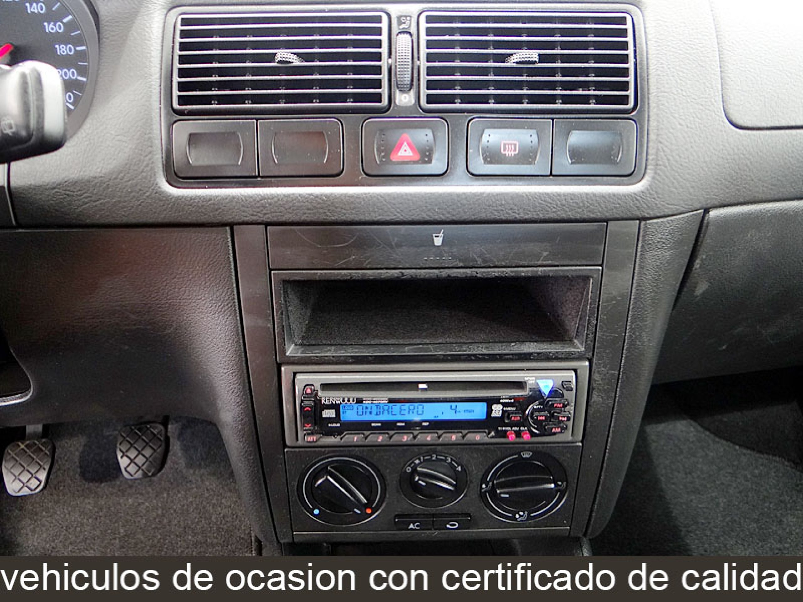 Foto Volkswagen Golf 28