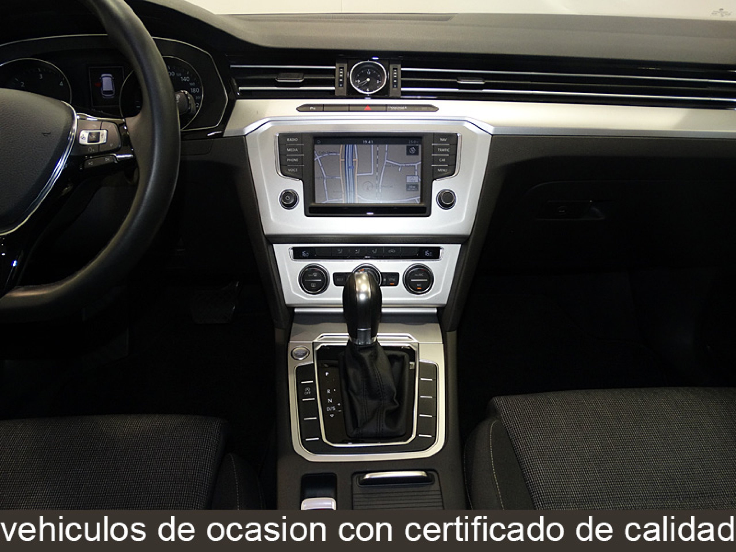Foto Volkswagen Passat 24