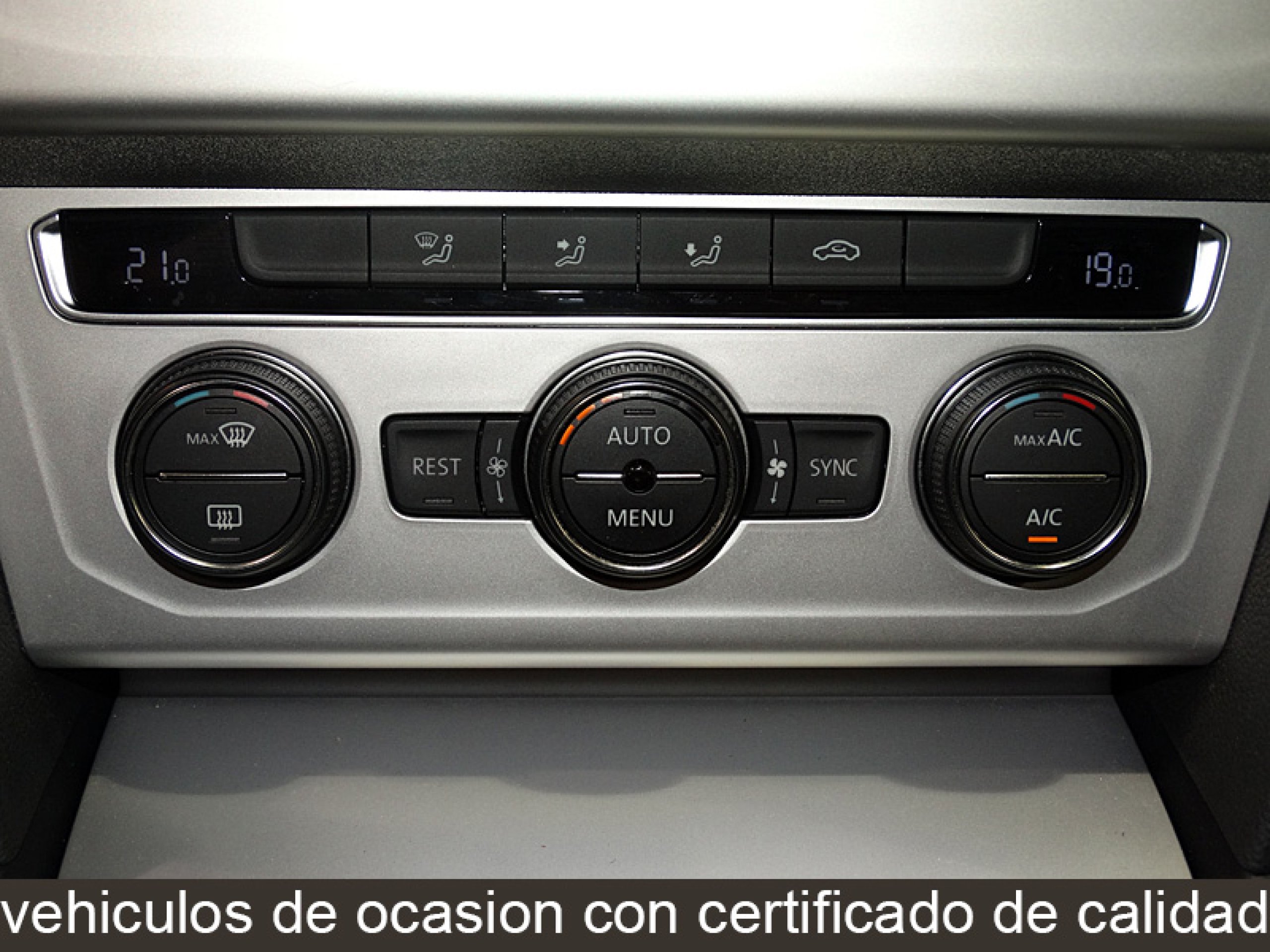 Foto Volkswagen Passat 35