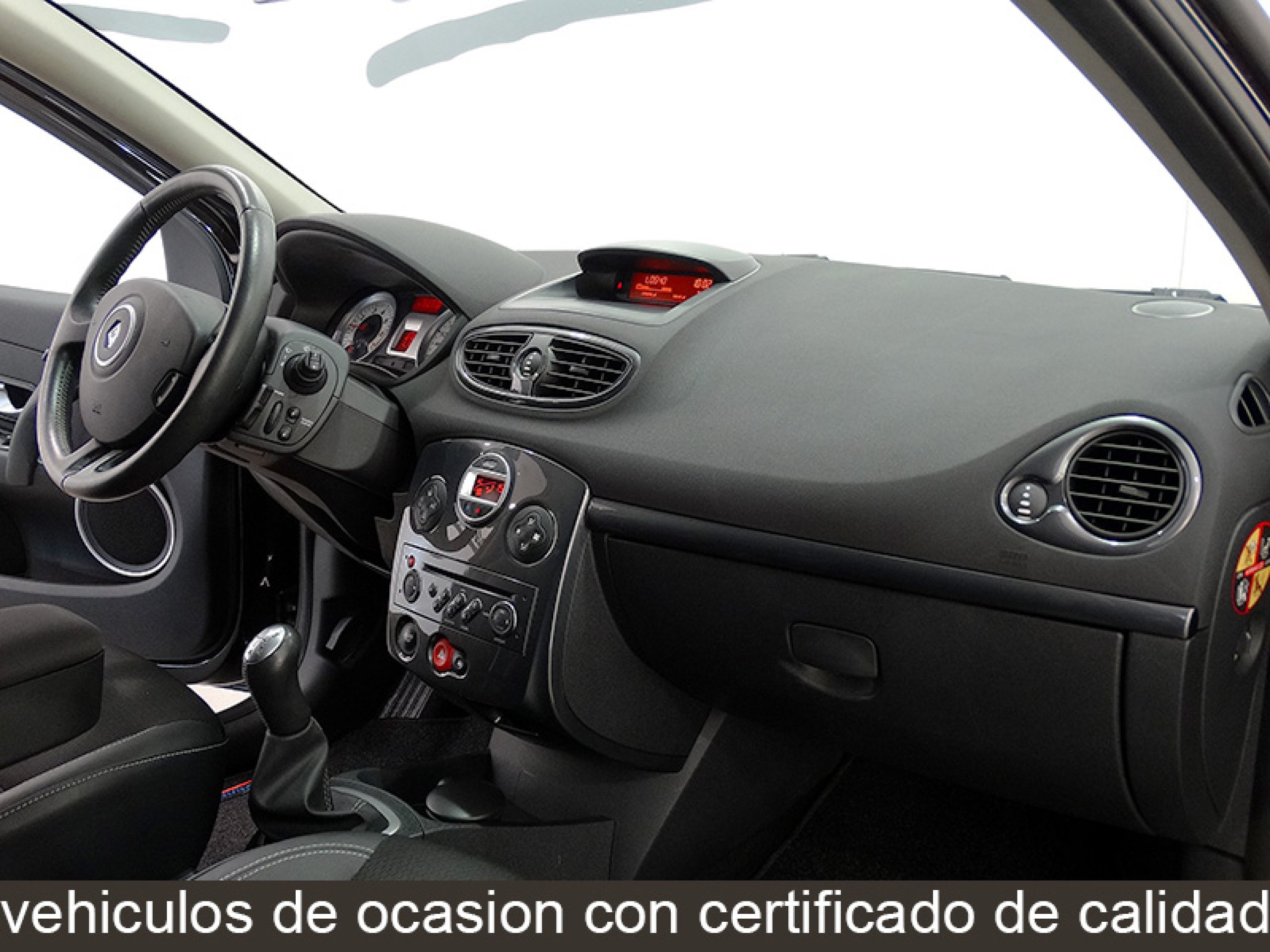 Foto Renault Clio 24
