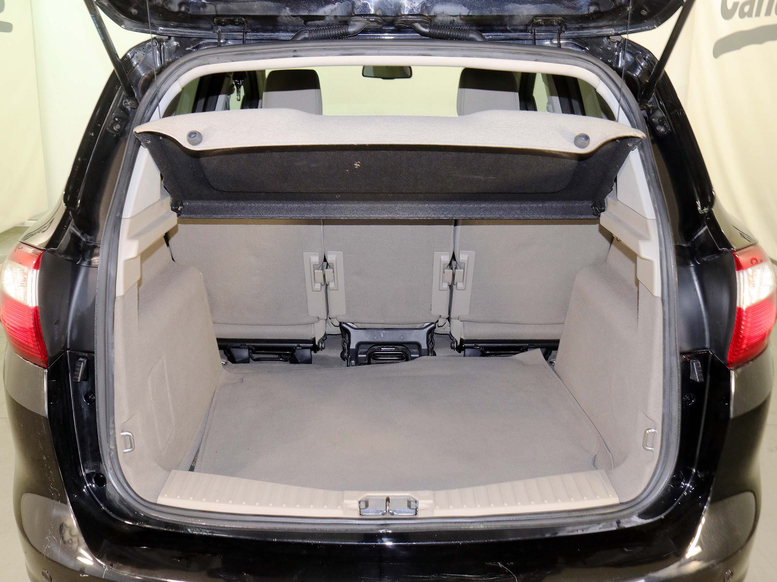 Foto Ford C-Max 10