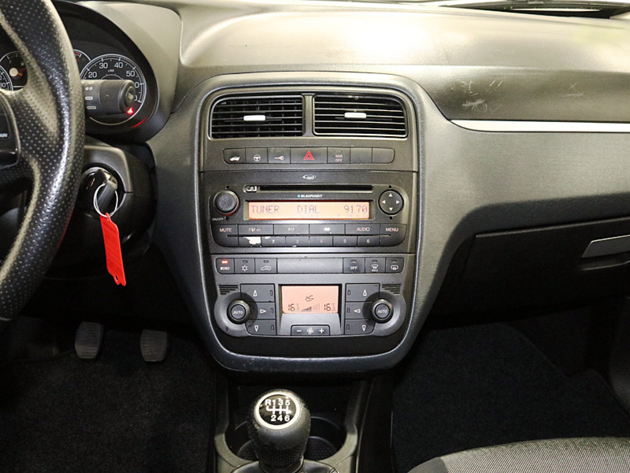 Foto Fiat Grande Punto 17