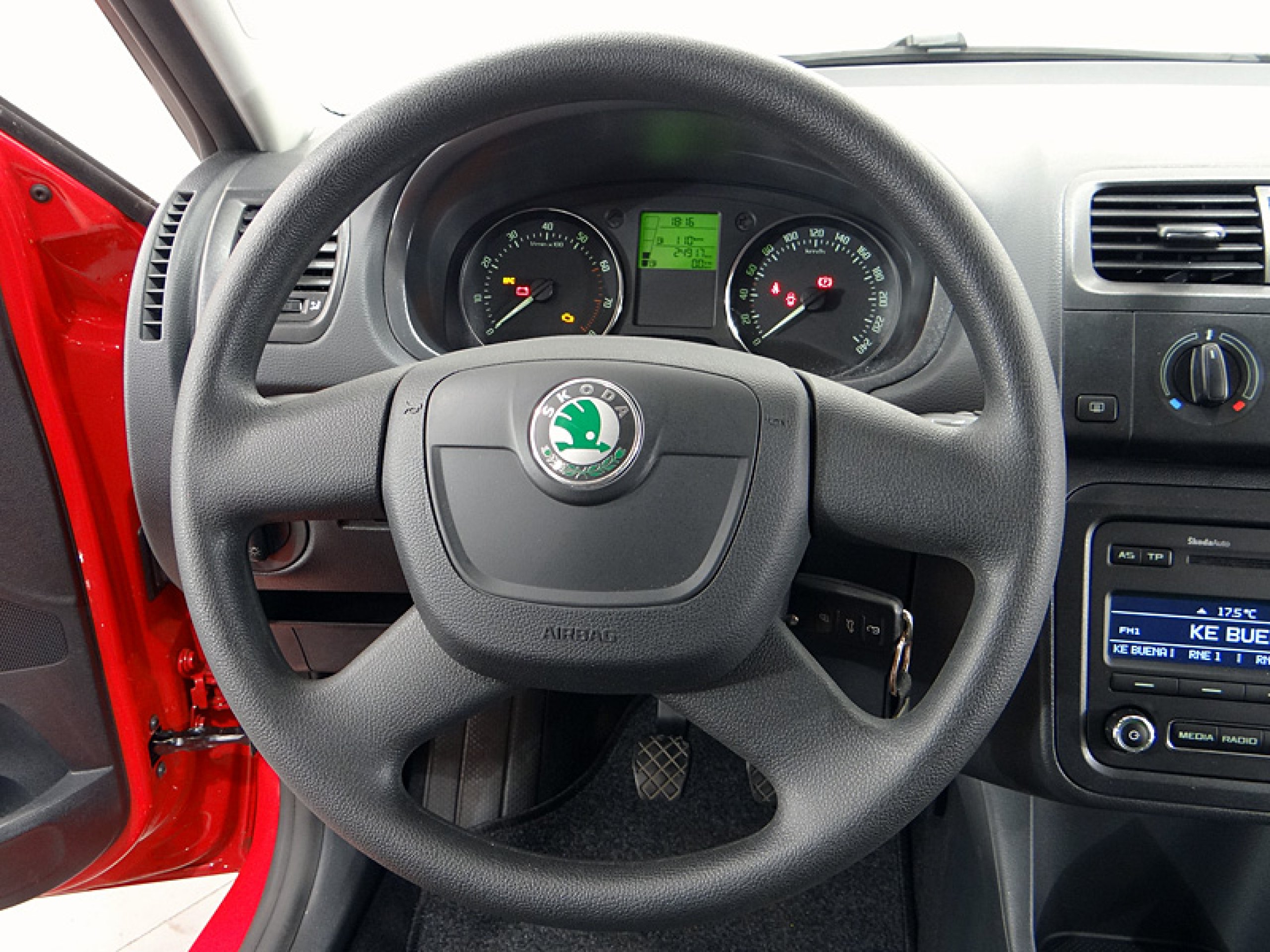 Foto Skoda Fabia 32