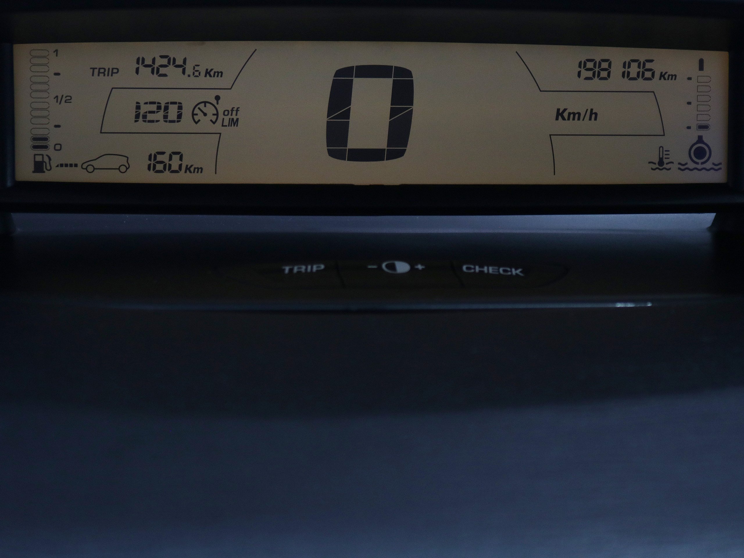 Foto Citroen C4 16