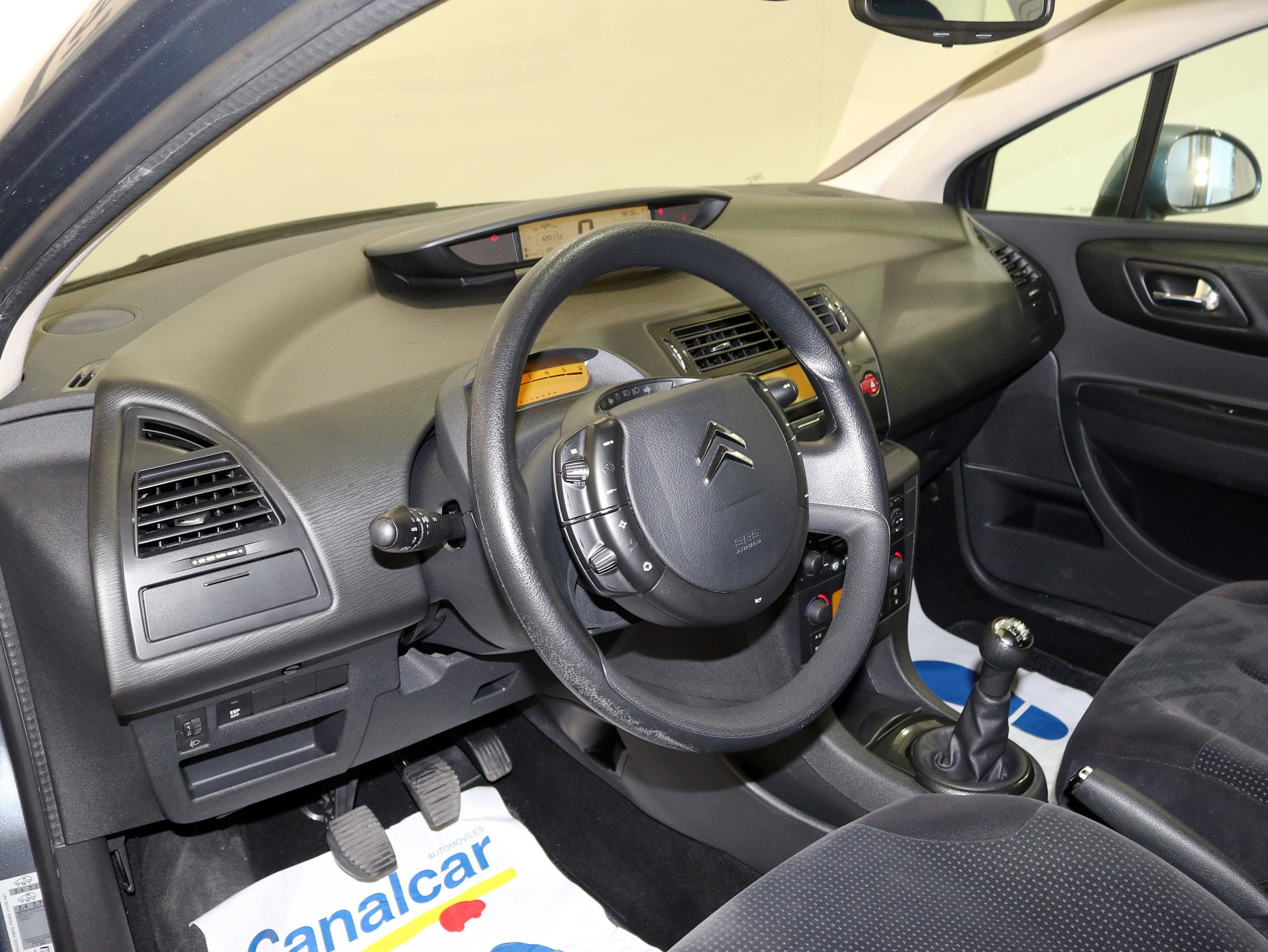 Foto Citroen C4 17