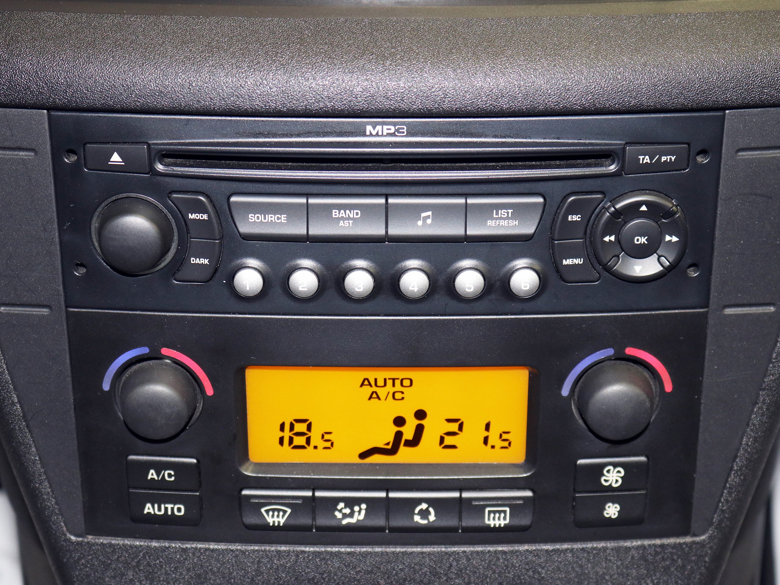 Foto Citroen C4 21