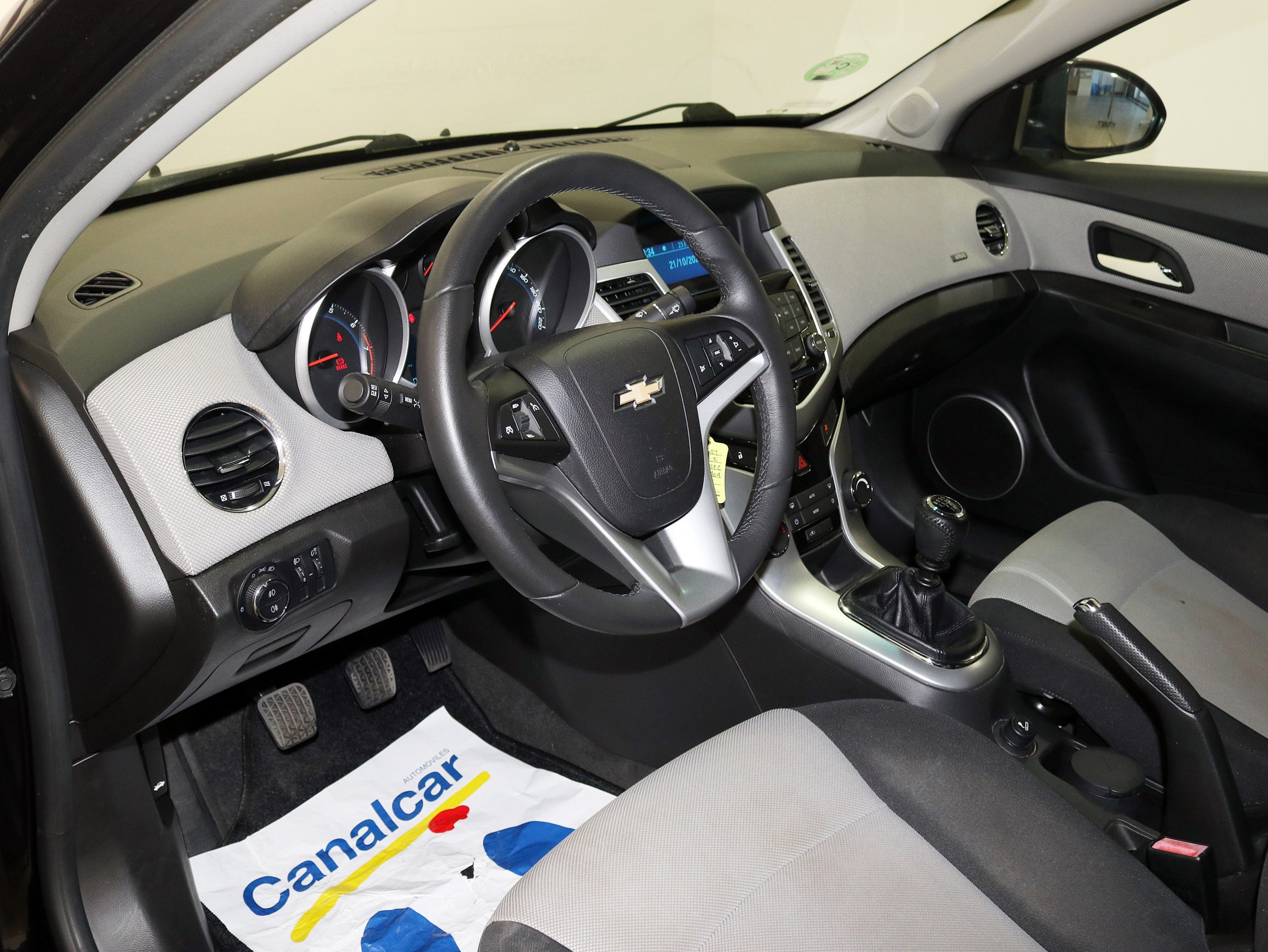 Foto Chevrolet Cruze 18