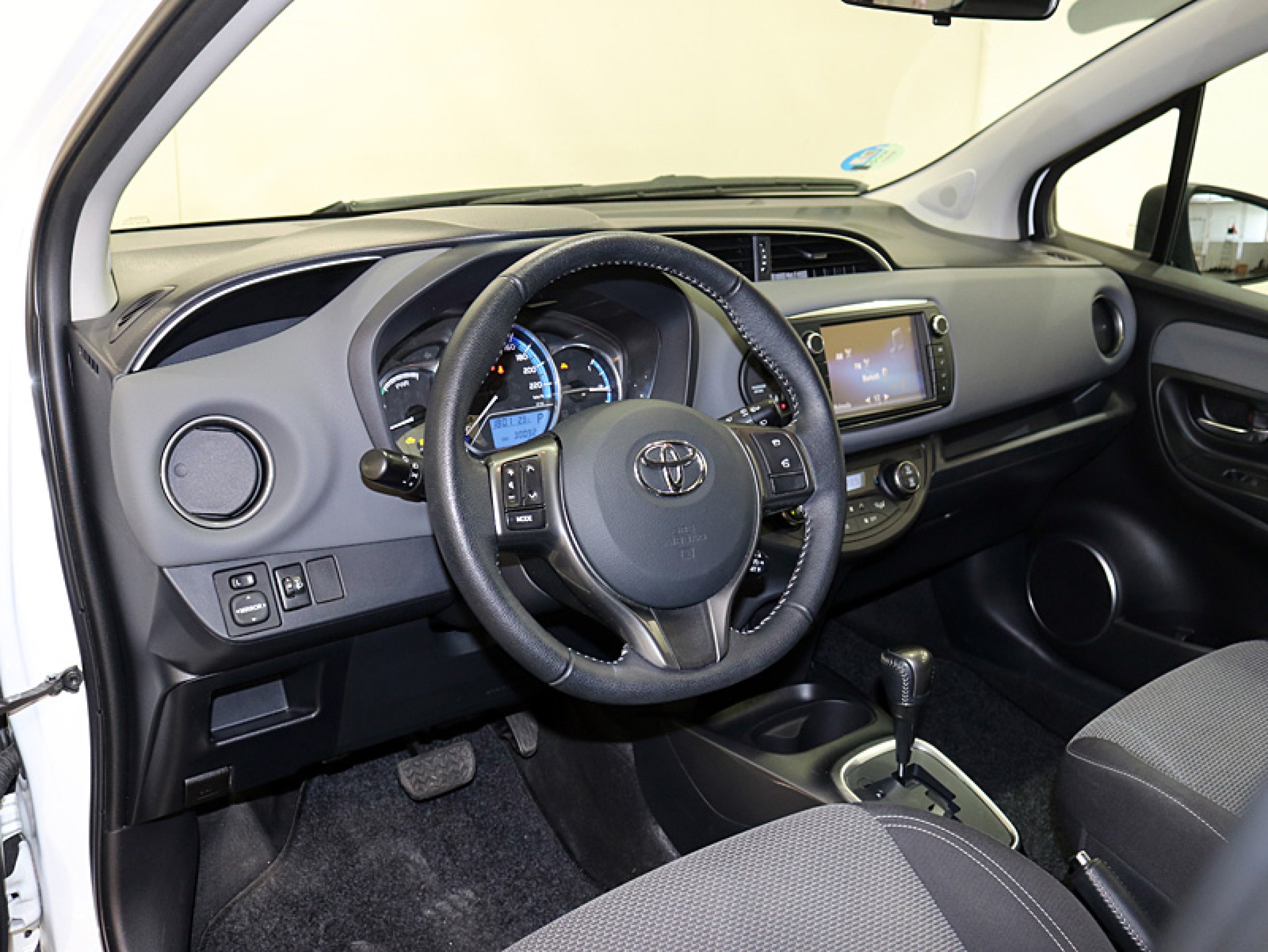 Foto Toyota Yaris 23