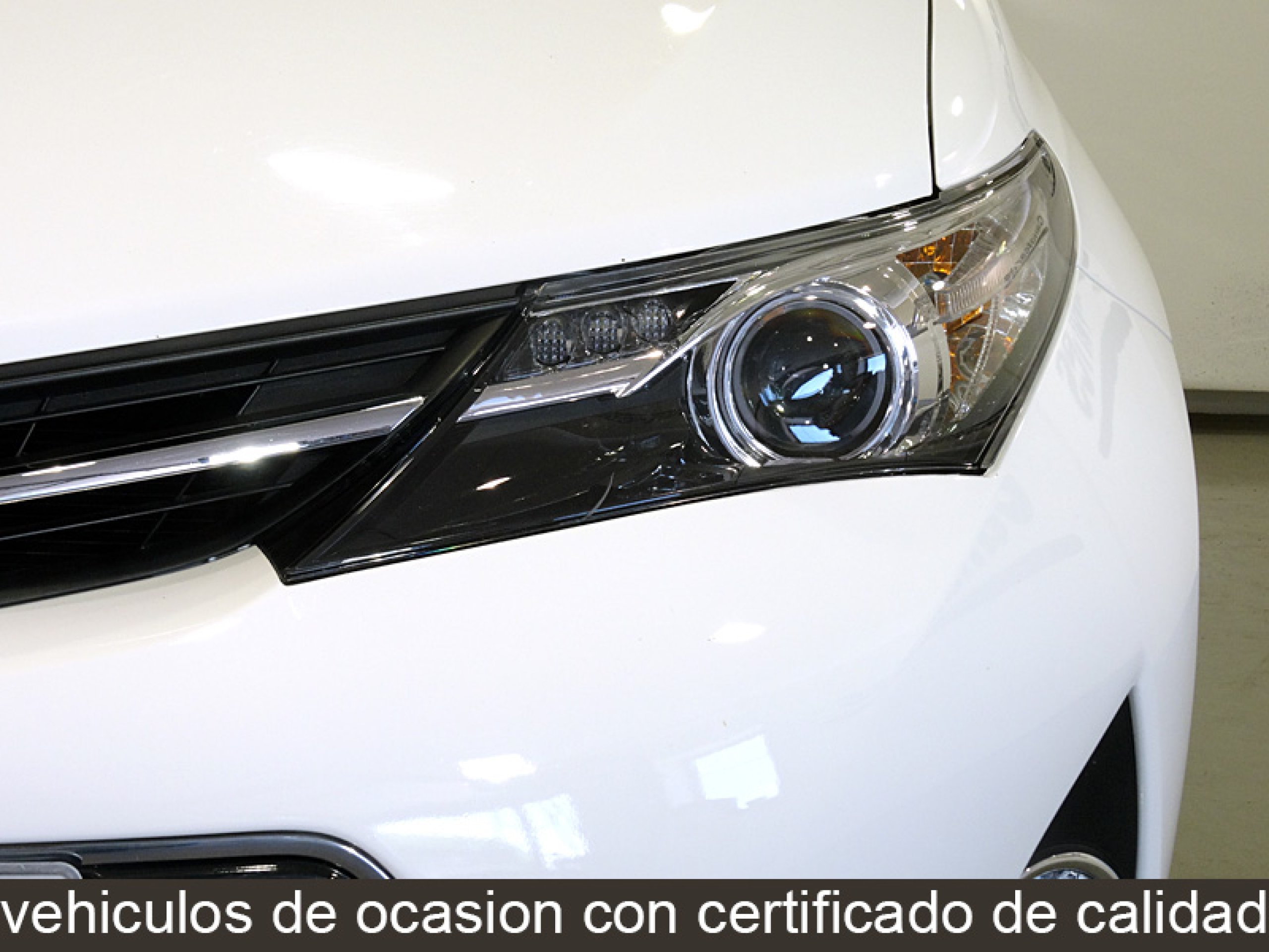 Foto Toyota Auris 14